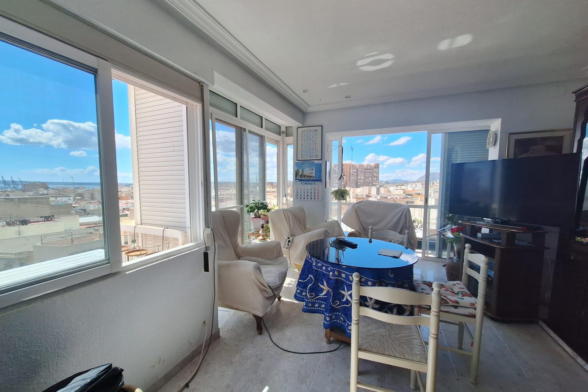 Resale - Apartment  - Alicante - San blas
