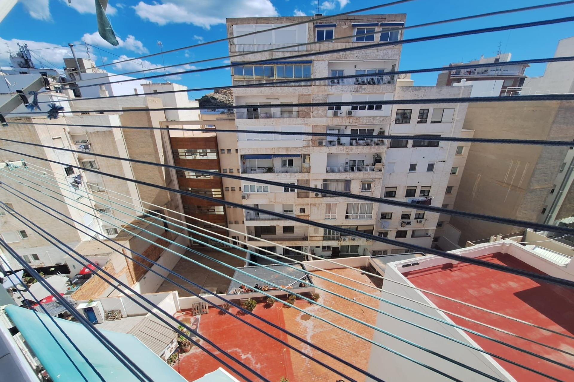 Resale - Apartment  - Alicante - San blas