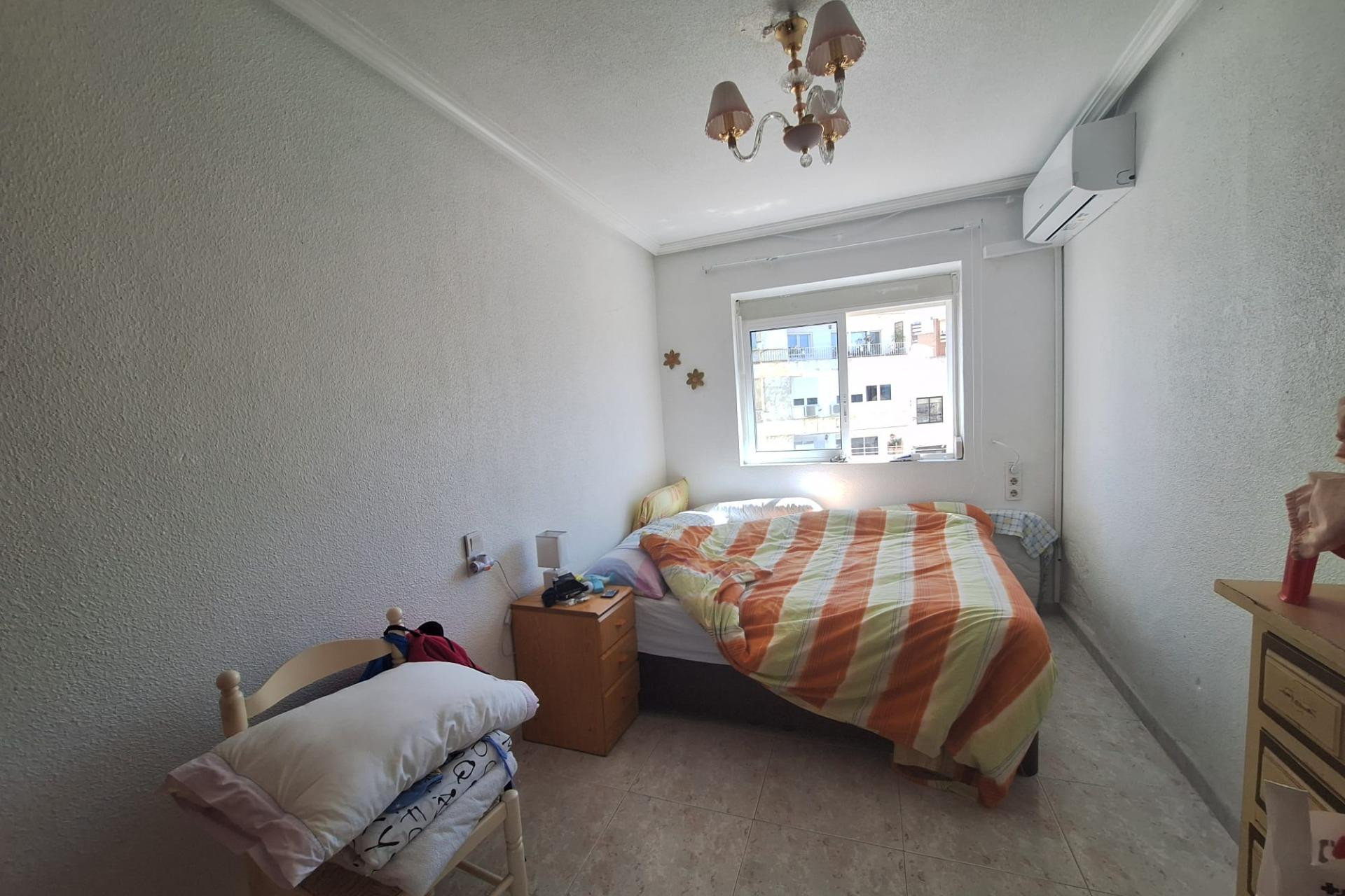Resale - Apartment  - Alicante - San blas