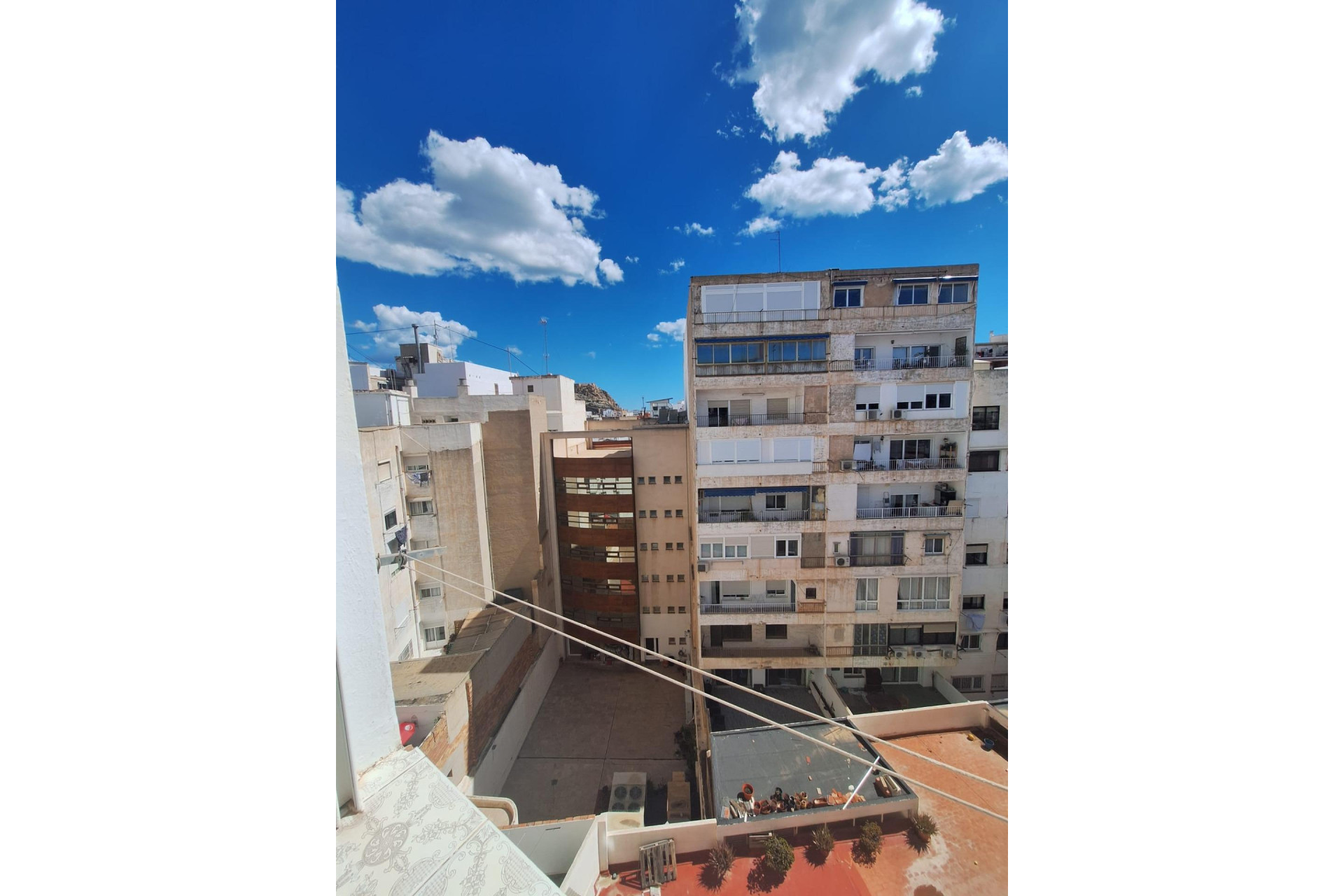 Resale - Apartment  - Alicante - San blas
