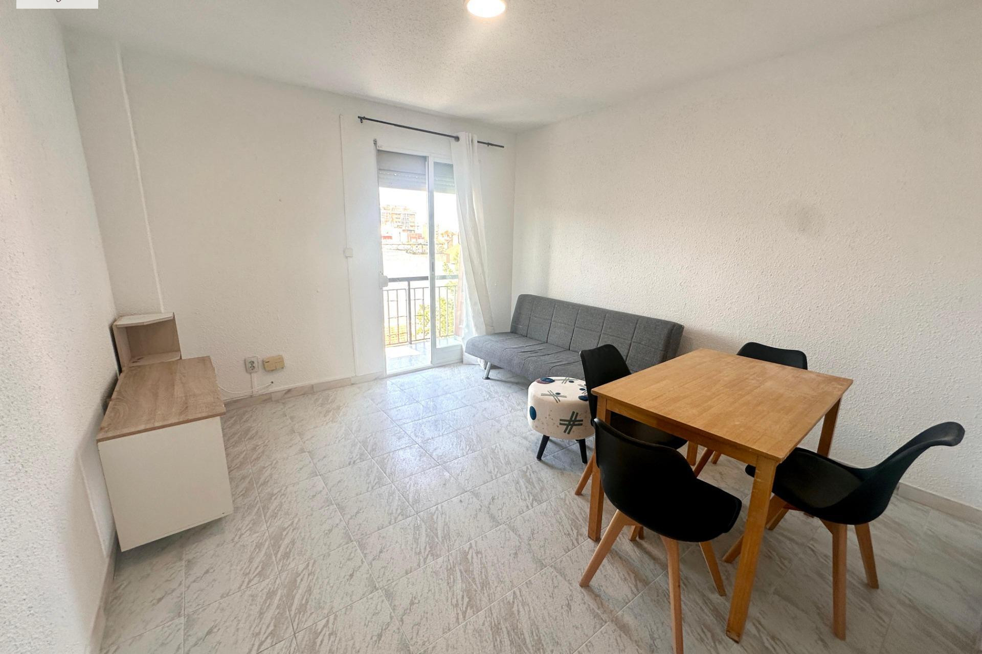Resale - Apartment  - Alicante - San Gabriel