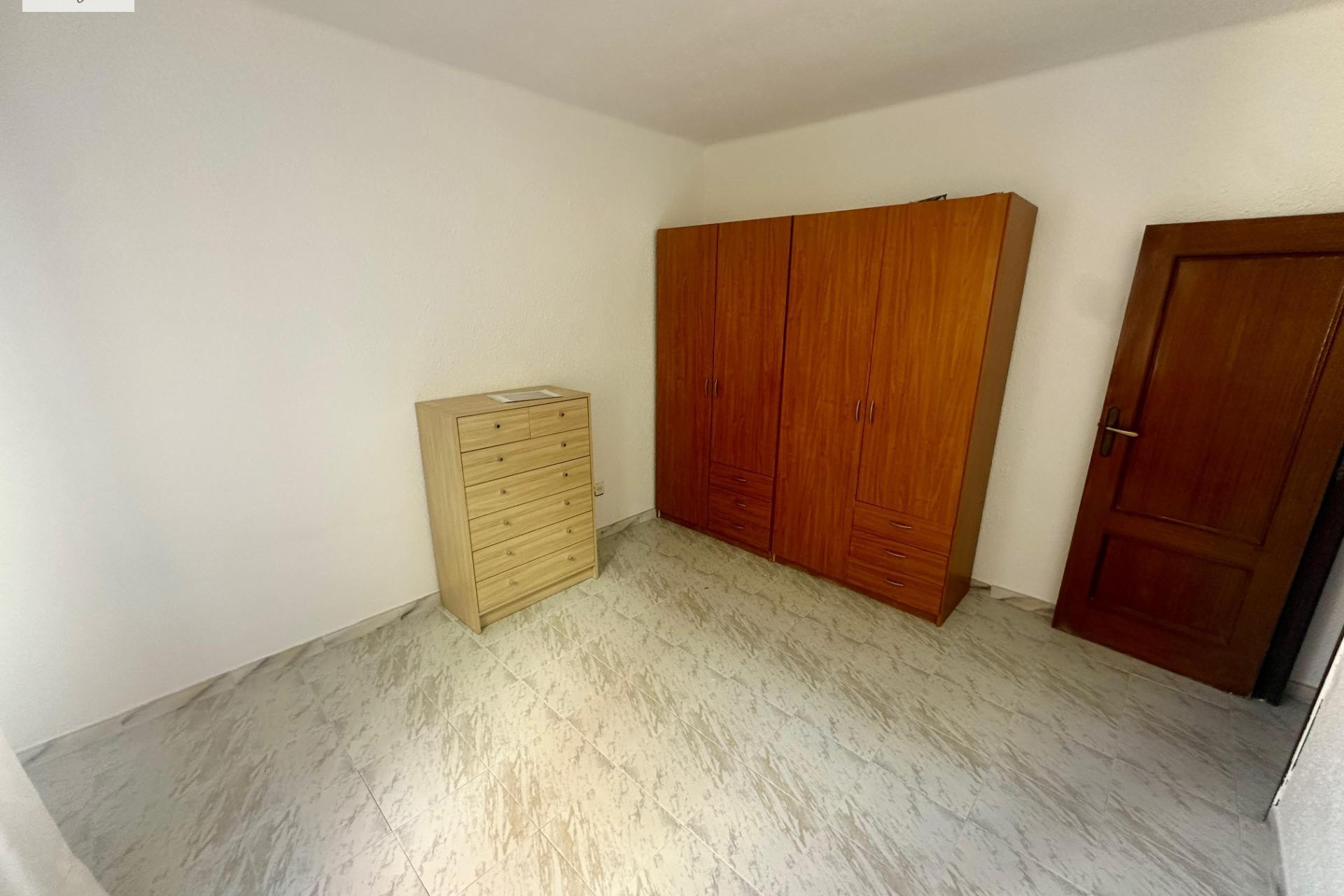Resale - Apartment  - Alicante - San Gabriel