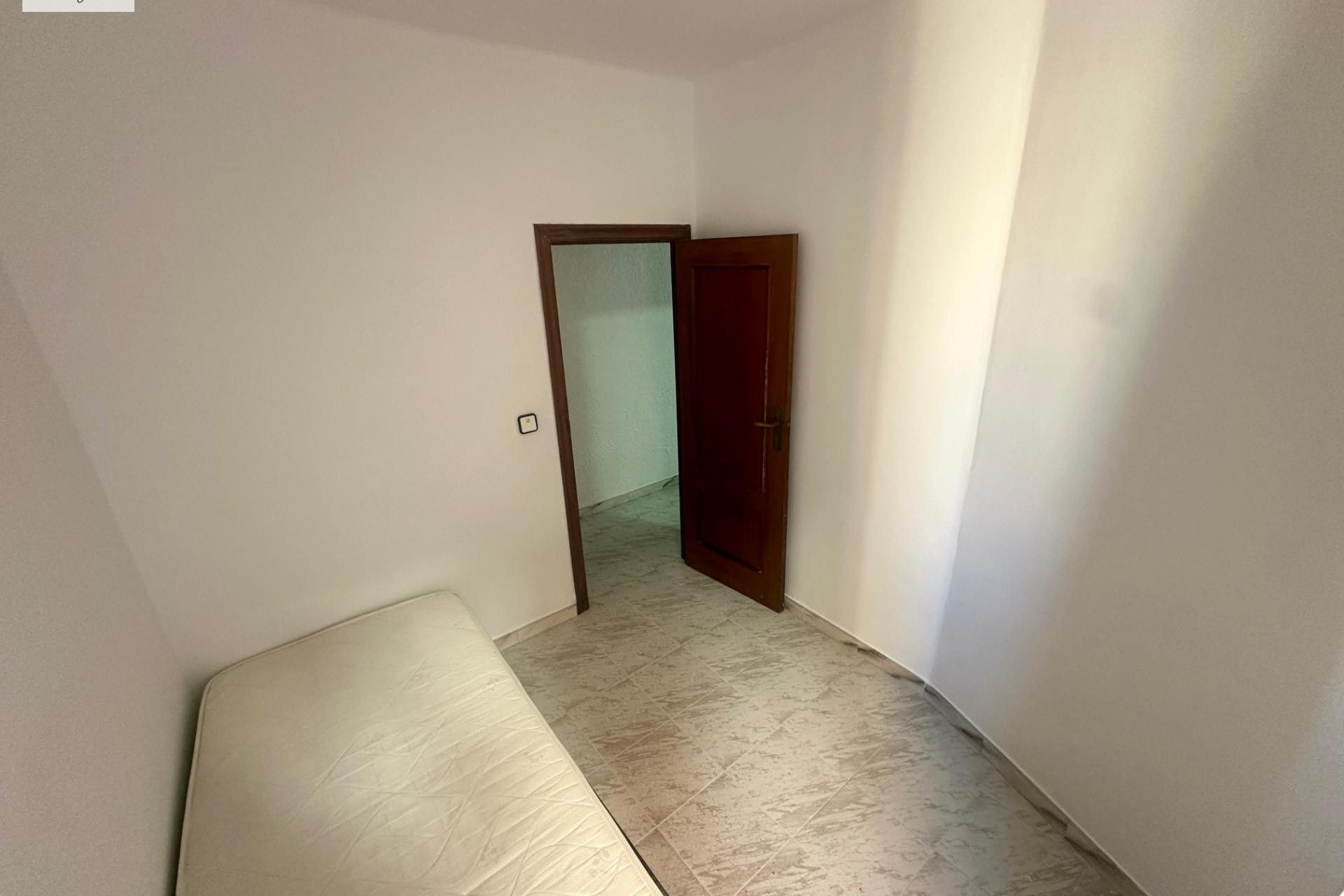 Resale - Apartment  - Alicante - San Gabriel