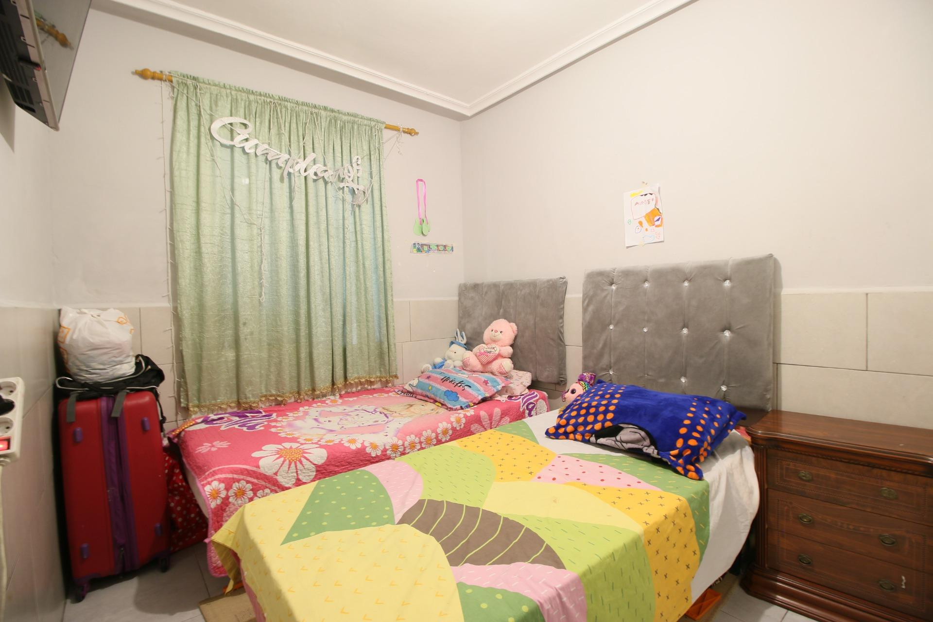 Resale - Apartment  - Alicante - Virgen del Remedio-Parque lo Morant