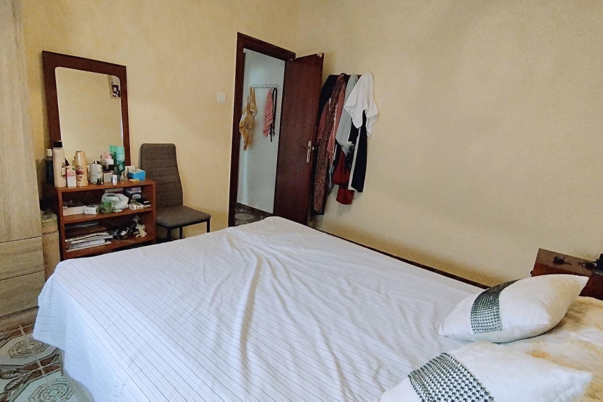 Resale - Apartment  - Alicante - Virgen del Remedio-Parque lo Morant