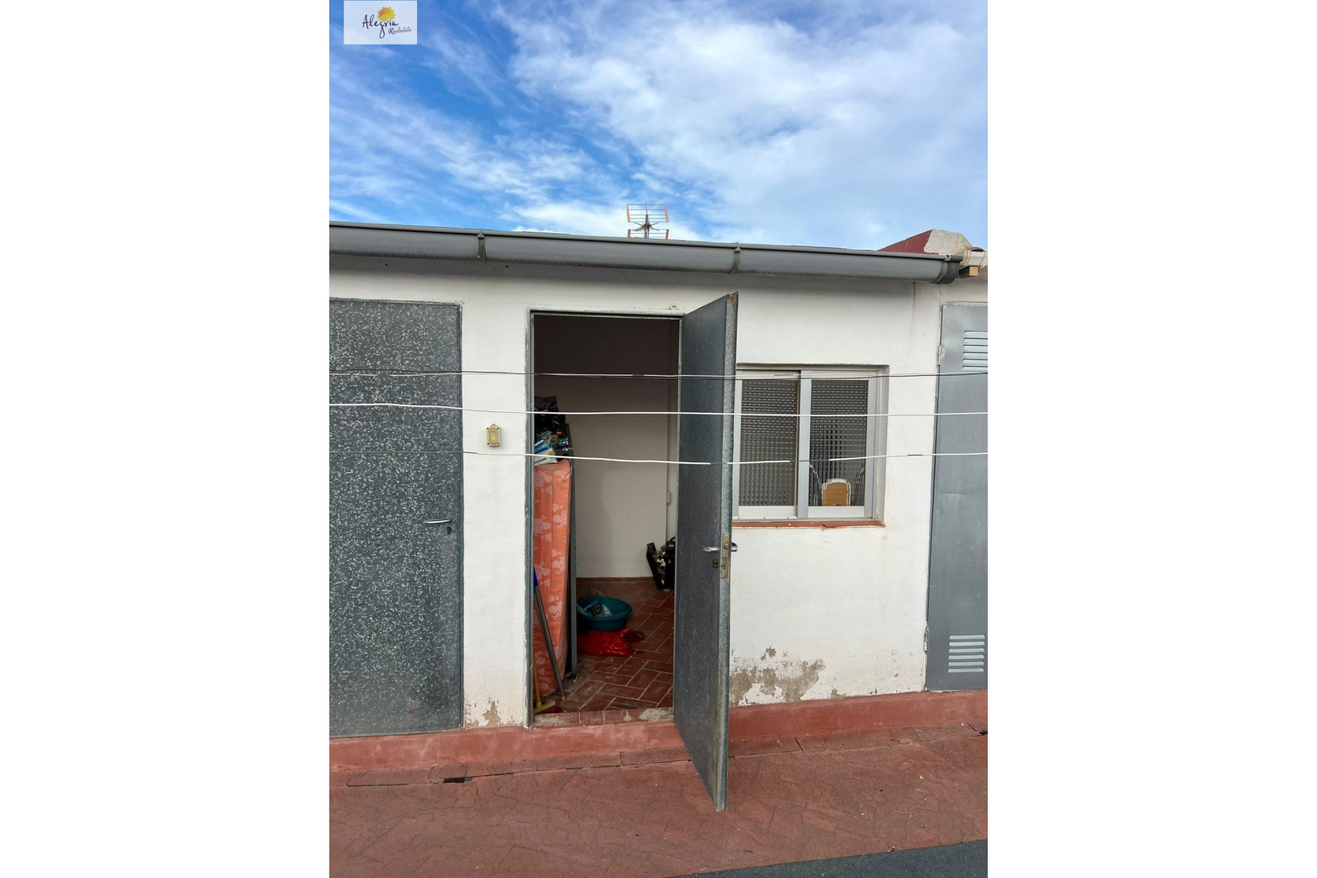 Resale - Apartment  - Altura - Pueblo