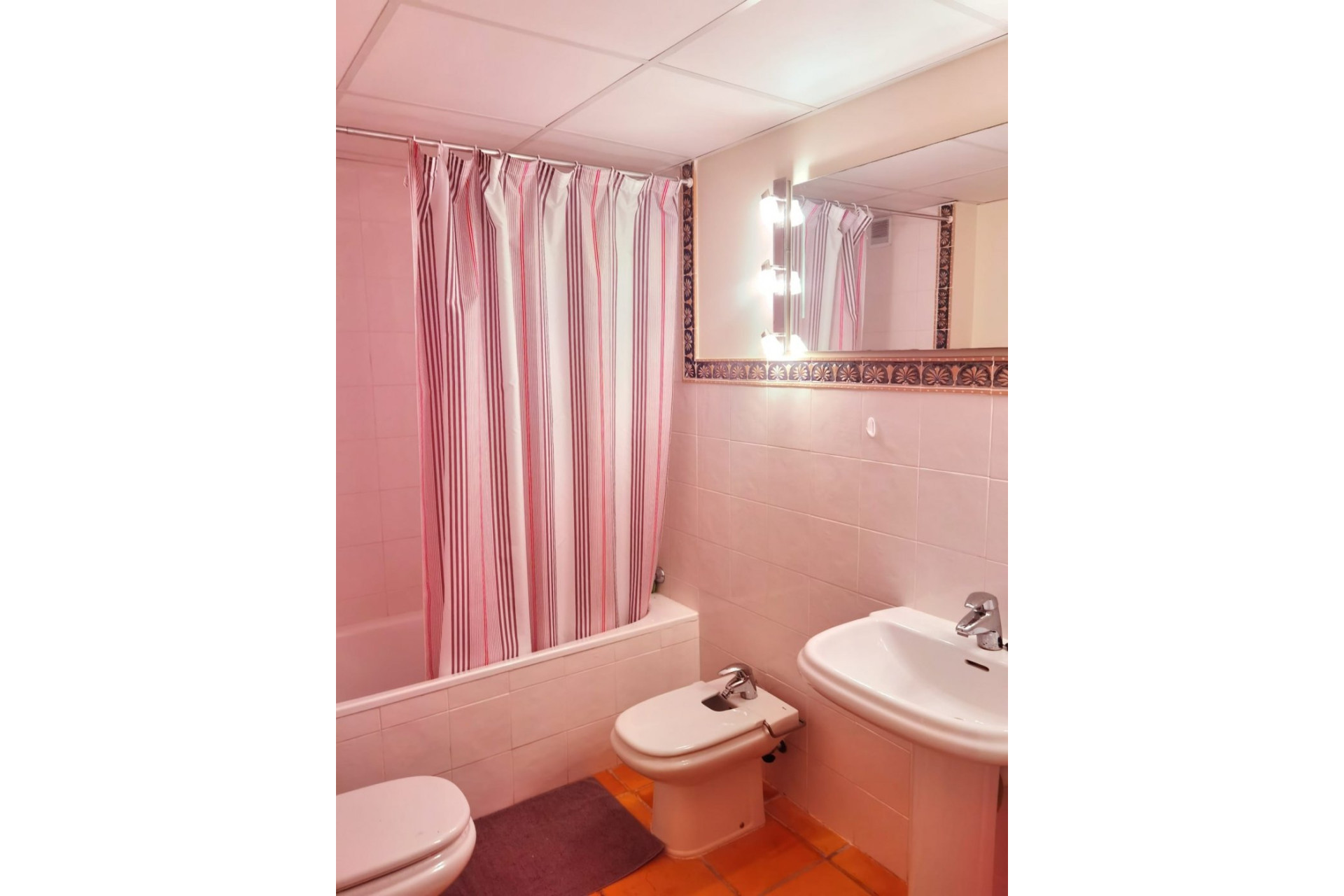 Resale - Apartment  - Benidorm - Avenida Beniarda