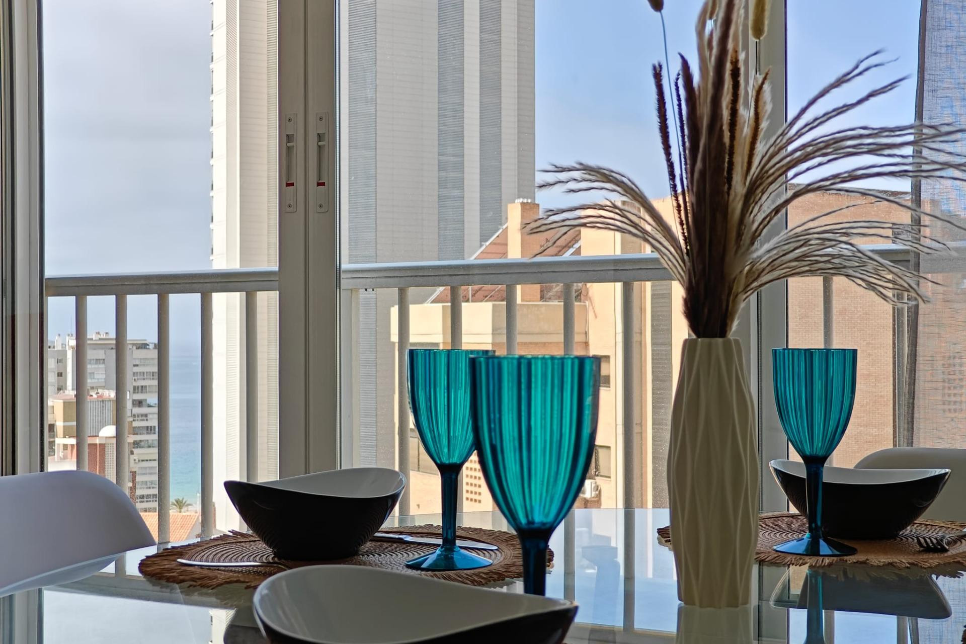 Resale - Apartment  - Benidorm - Avenida del Mediterraneo