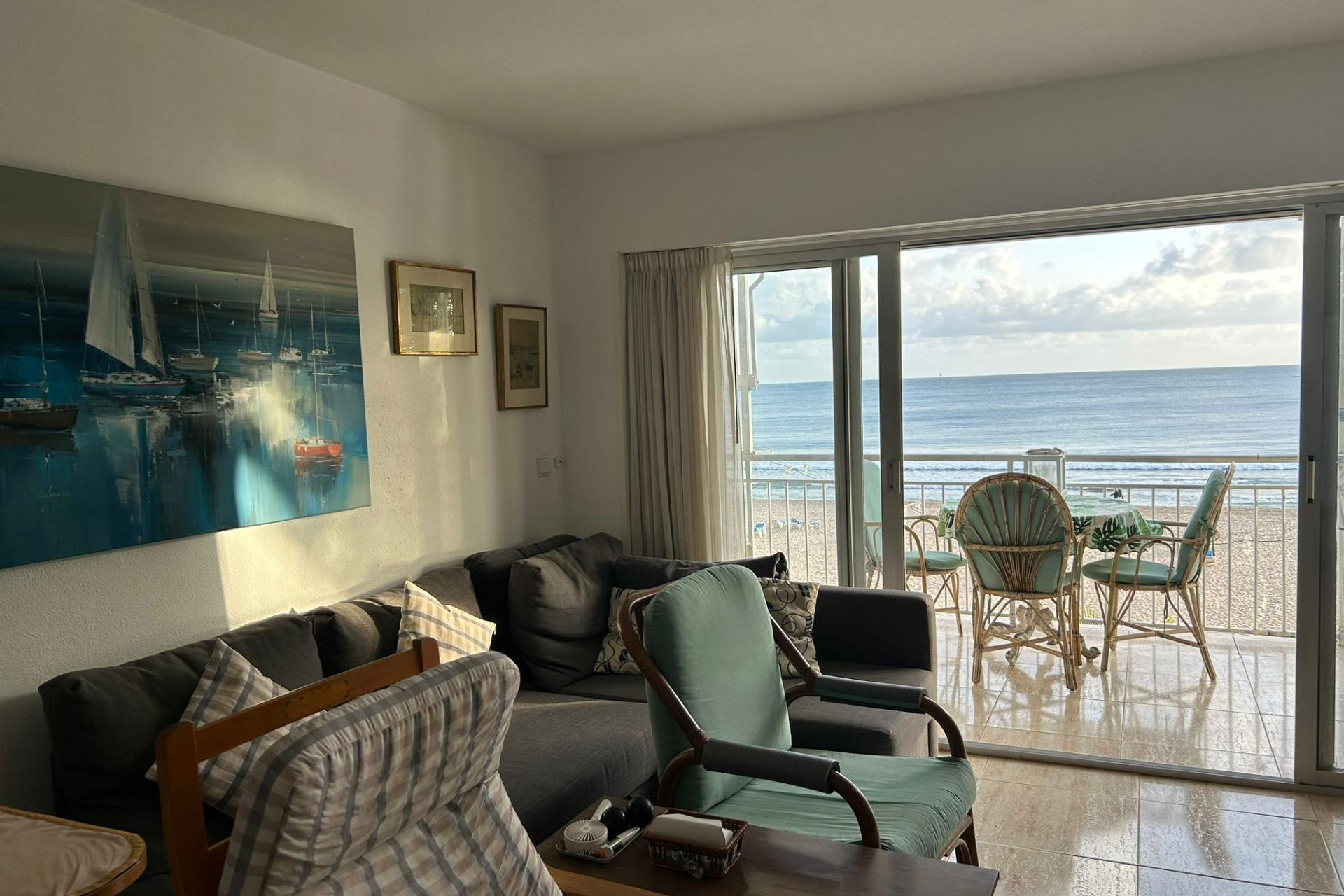 Resale - Apartment  - Benidorm - Avenida del Mediterraneo