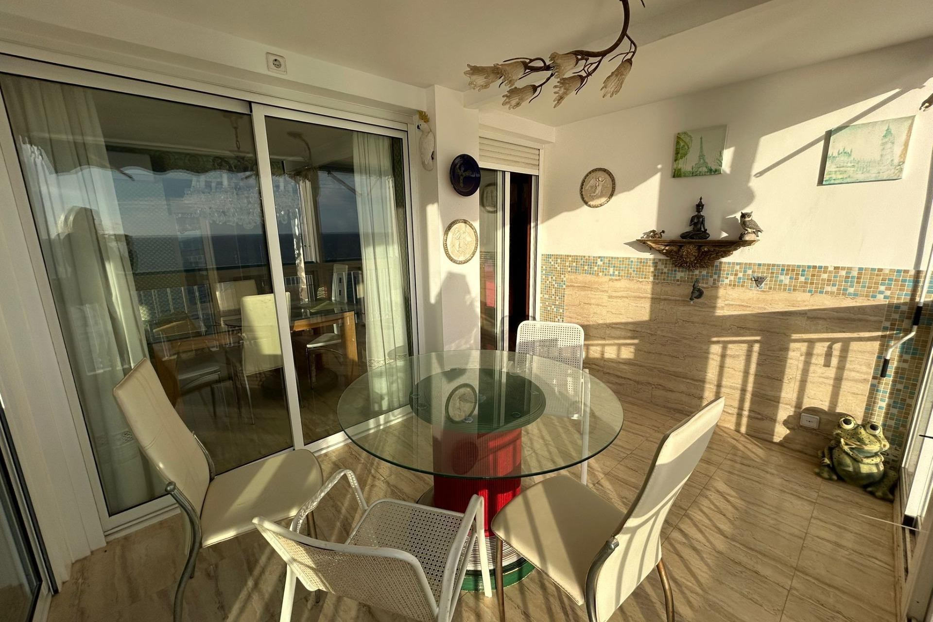 Resale - Apartment  - Benidorm - Avenida del Mediterraneo