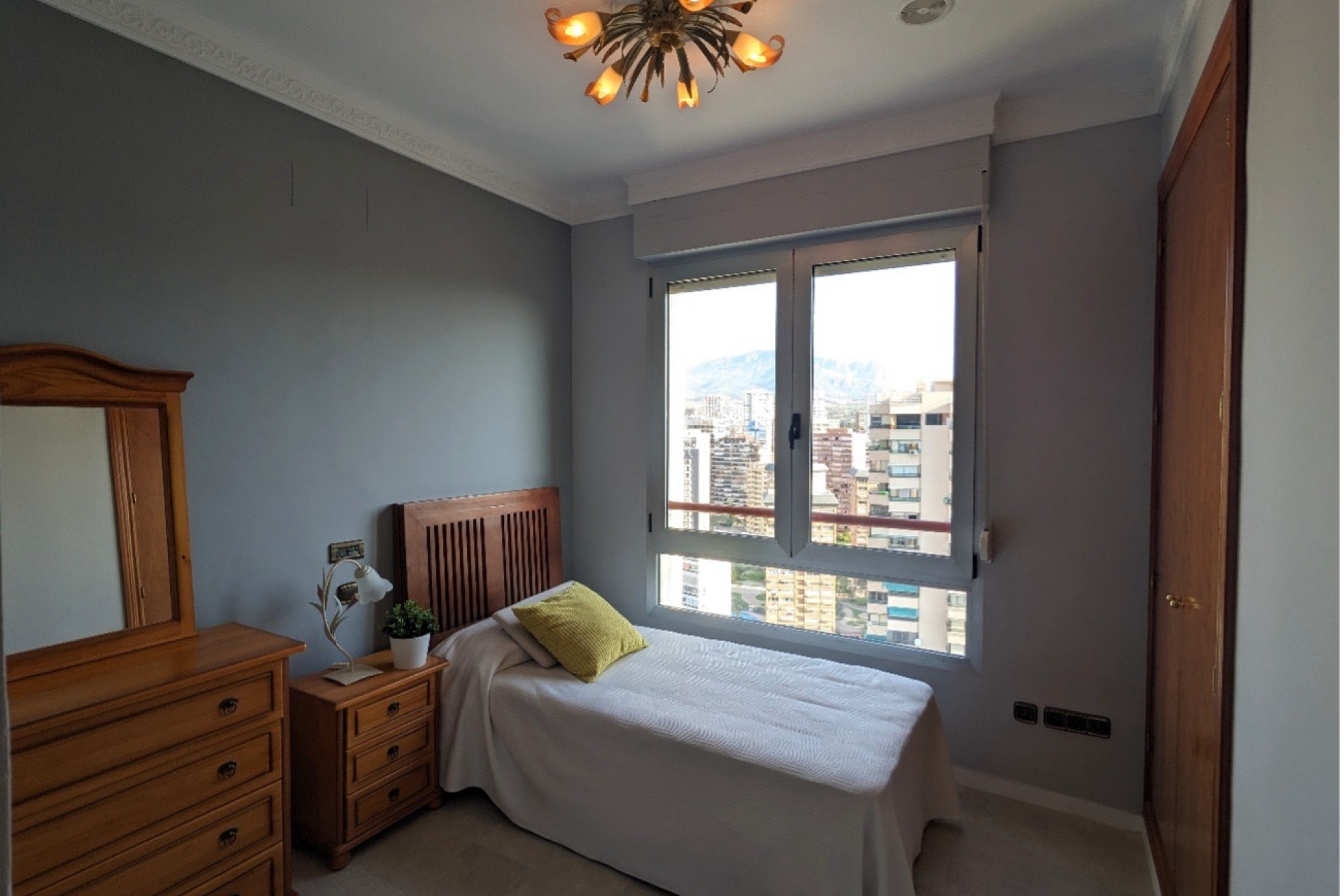 Resale - Apartment  - Benidorm - Benidorm - City