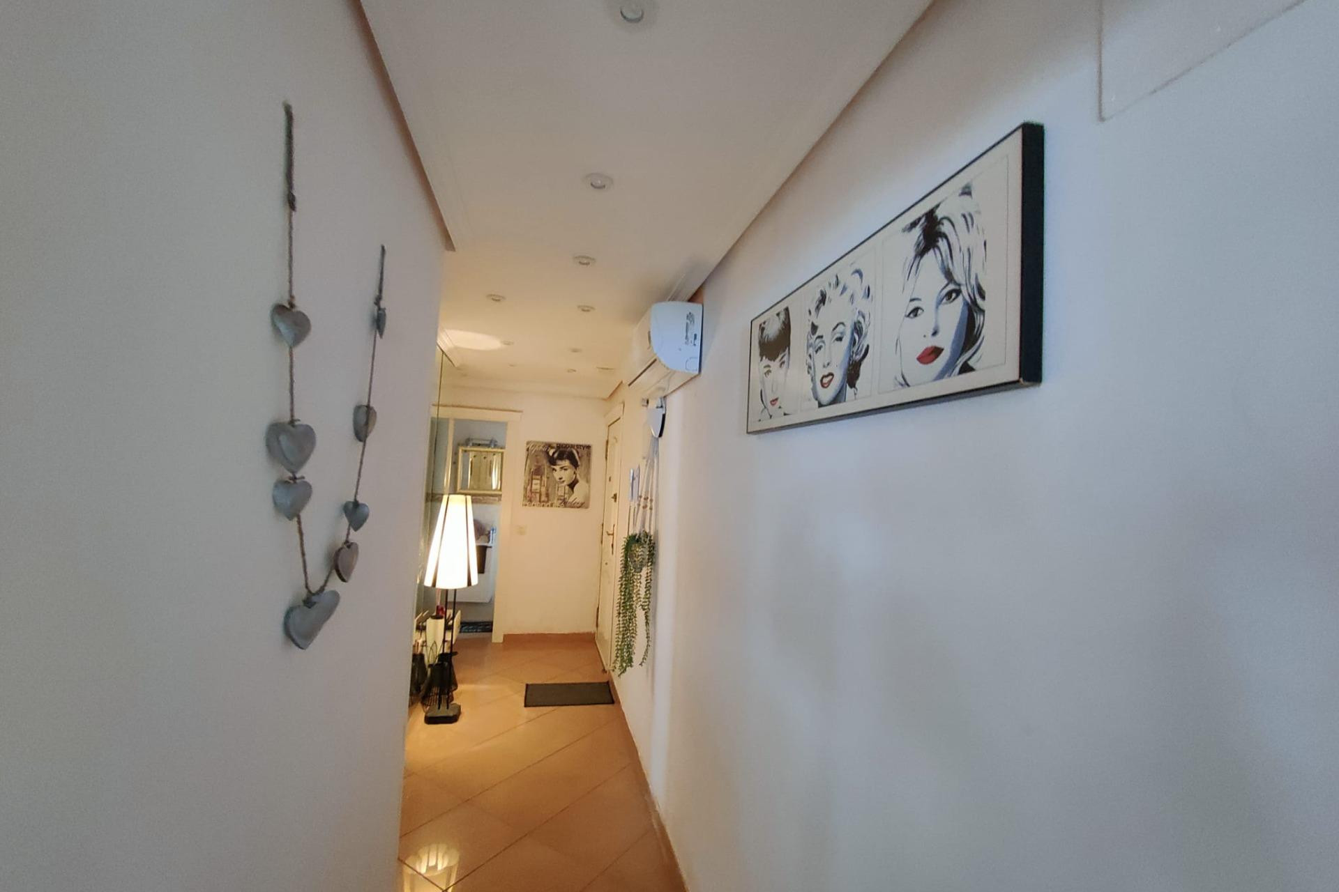 Resale - Apartment  - Benidorm - Playa de Levante