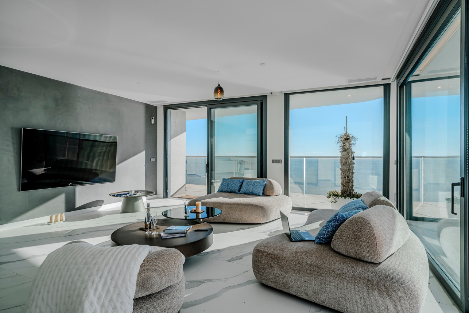 Resale - Apartment  - Benidorm - Playa de Poniente