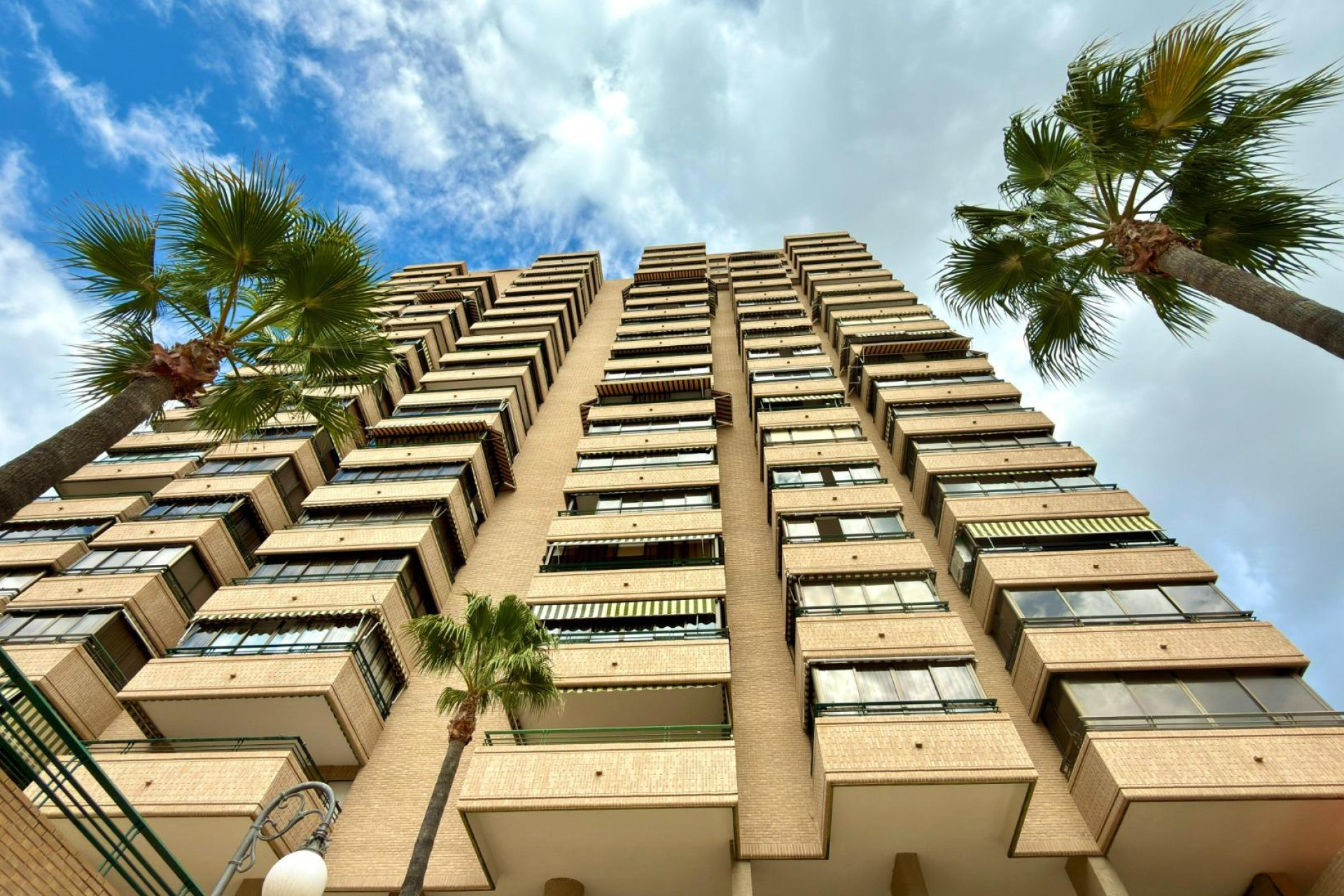 Resale - Apartment  - Benidorm - Playa de Poniente