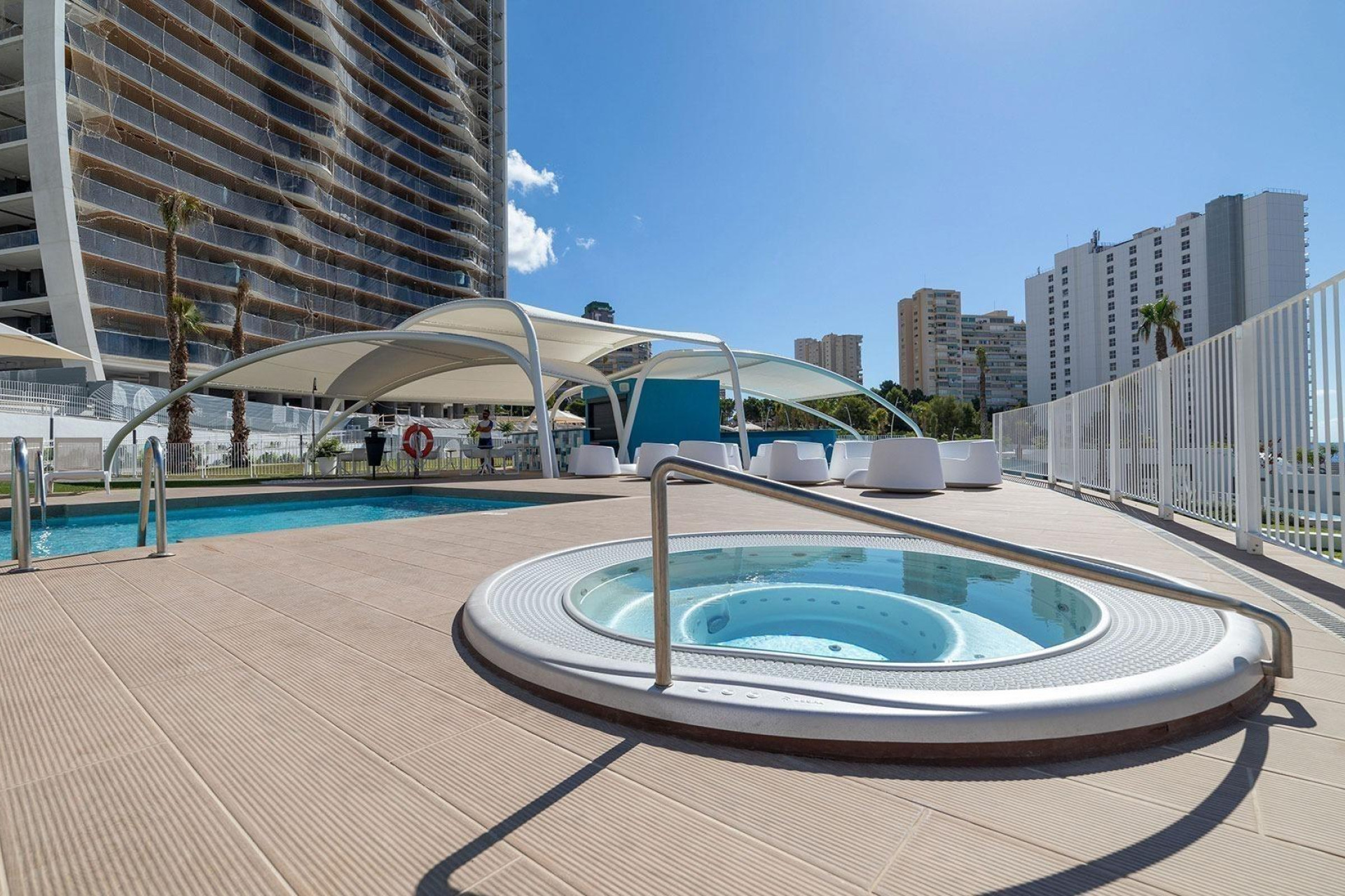 Resale - Apartment  - Benidorm - Playa de Poniente