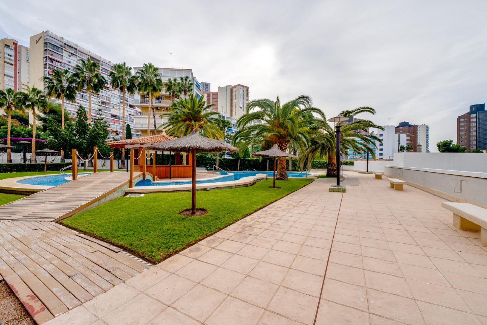 Resale - Apartment  - Benidorm - Rincon de Loix Cruz