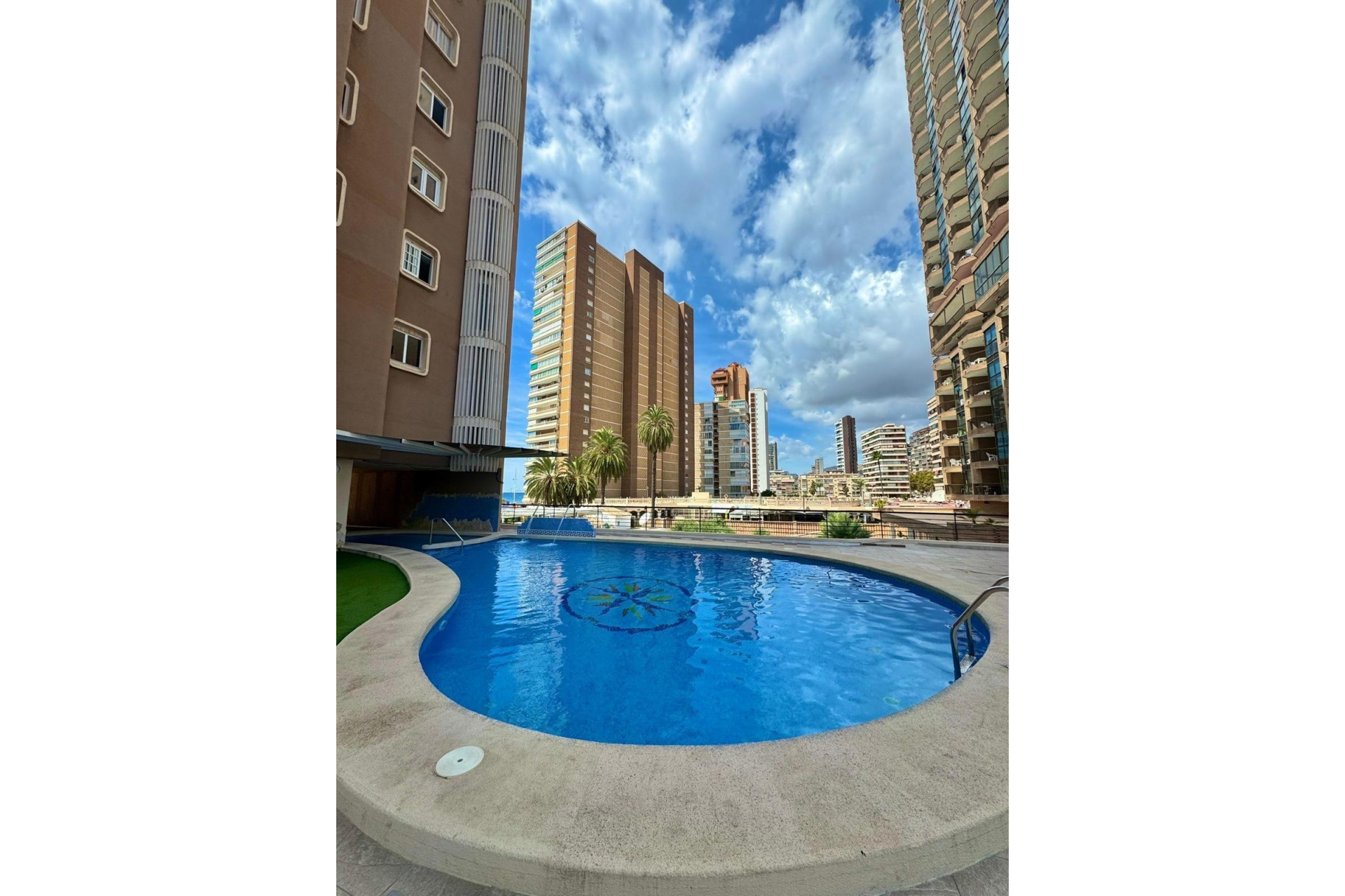 Resale - Apartment  - Benidorm - Rincon de Loix Cruz