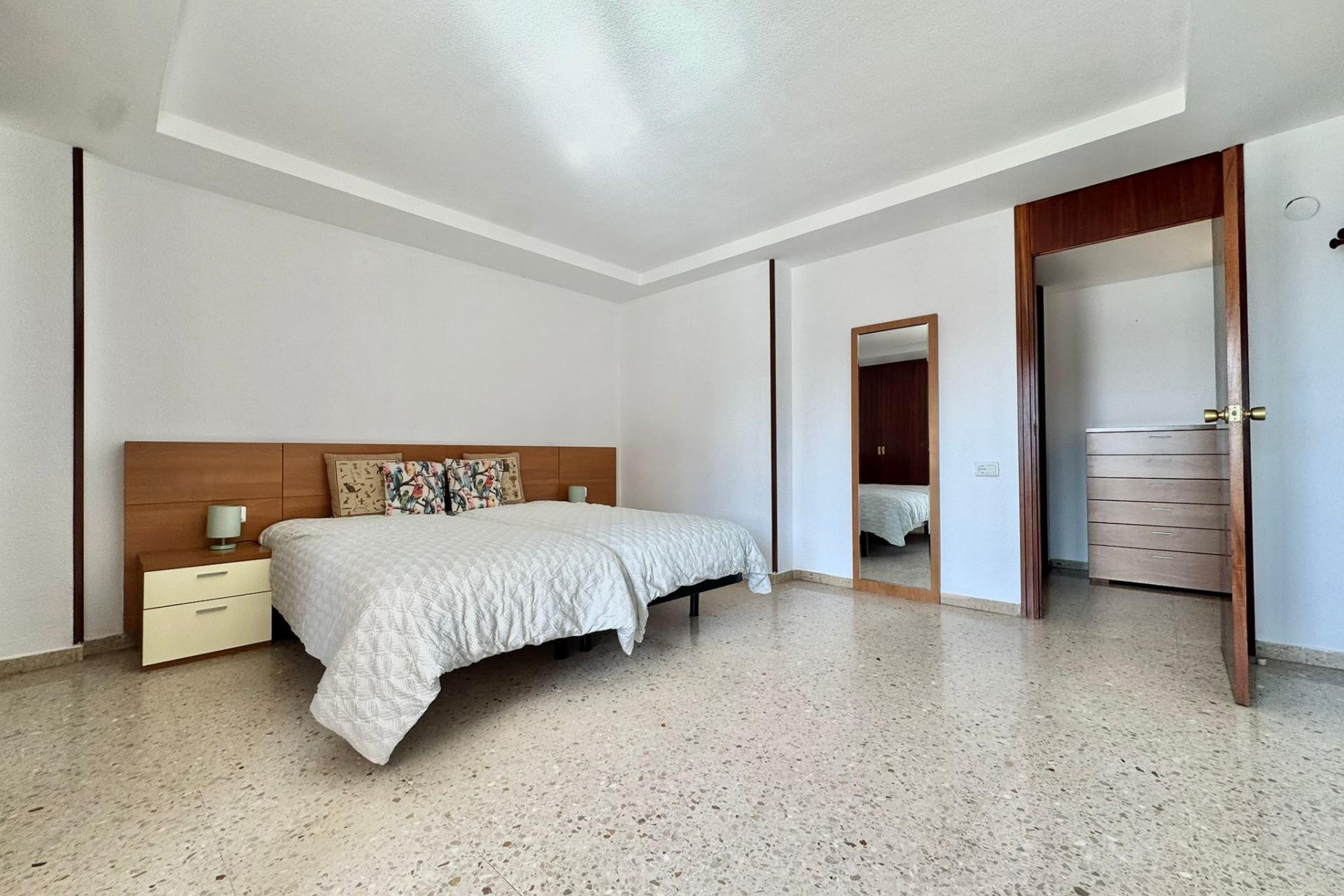 Resale - Apartment  - Benidorm - Rincon de Loix Cruz