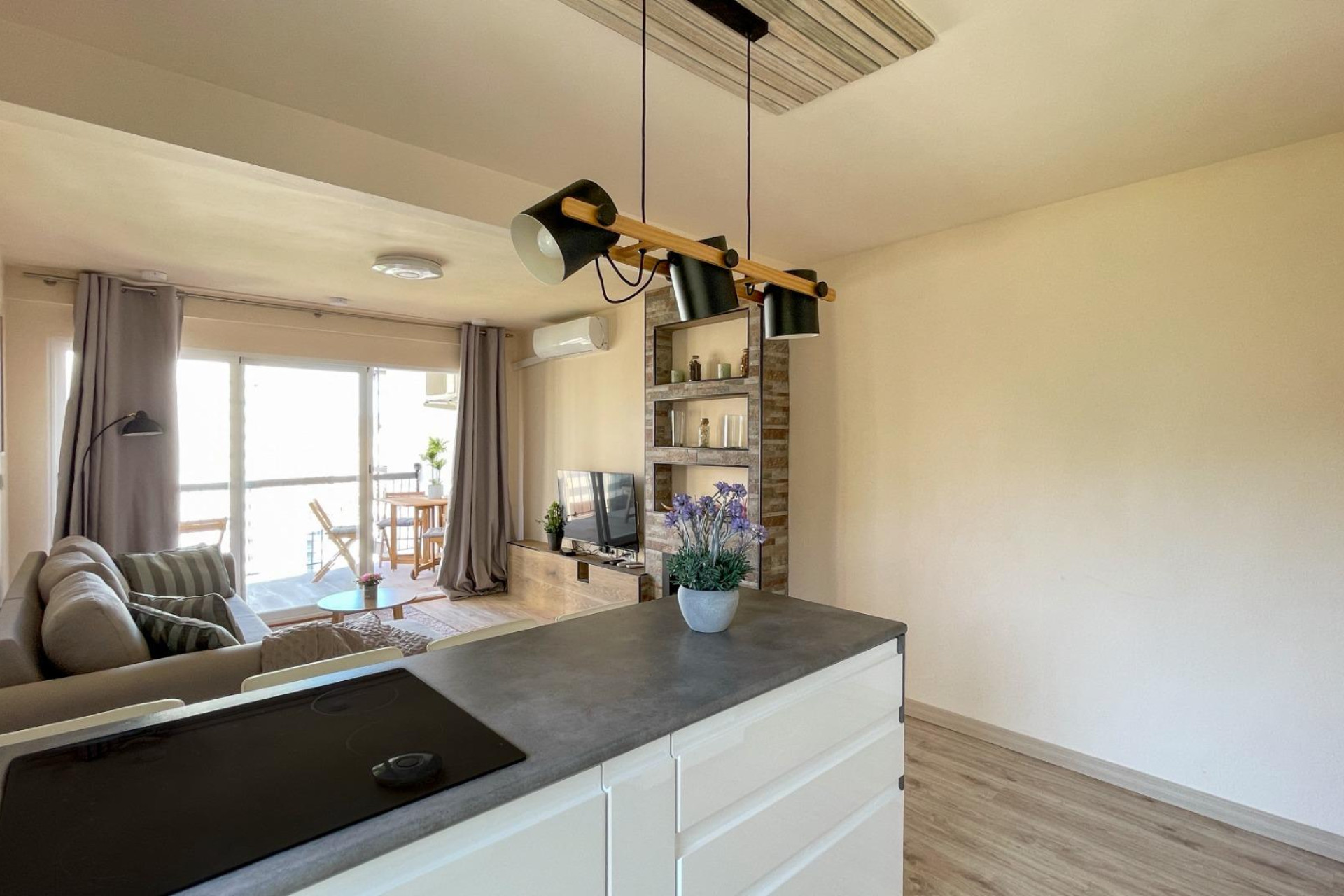 Resale - Apartment  - Benidorm - Rincón de Loix