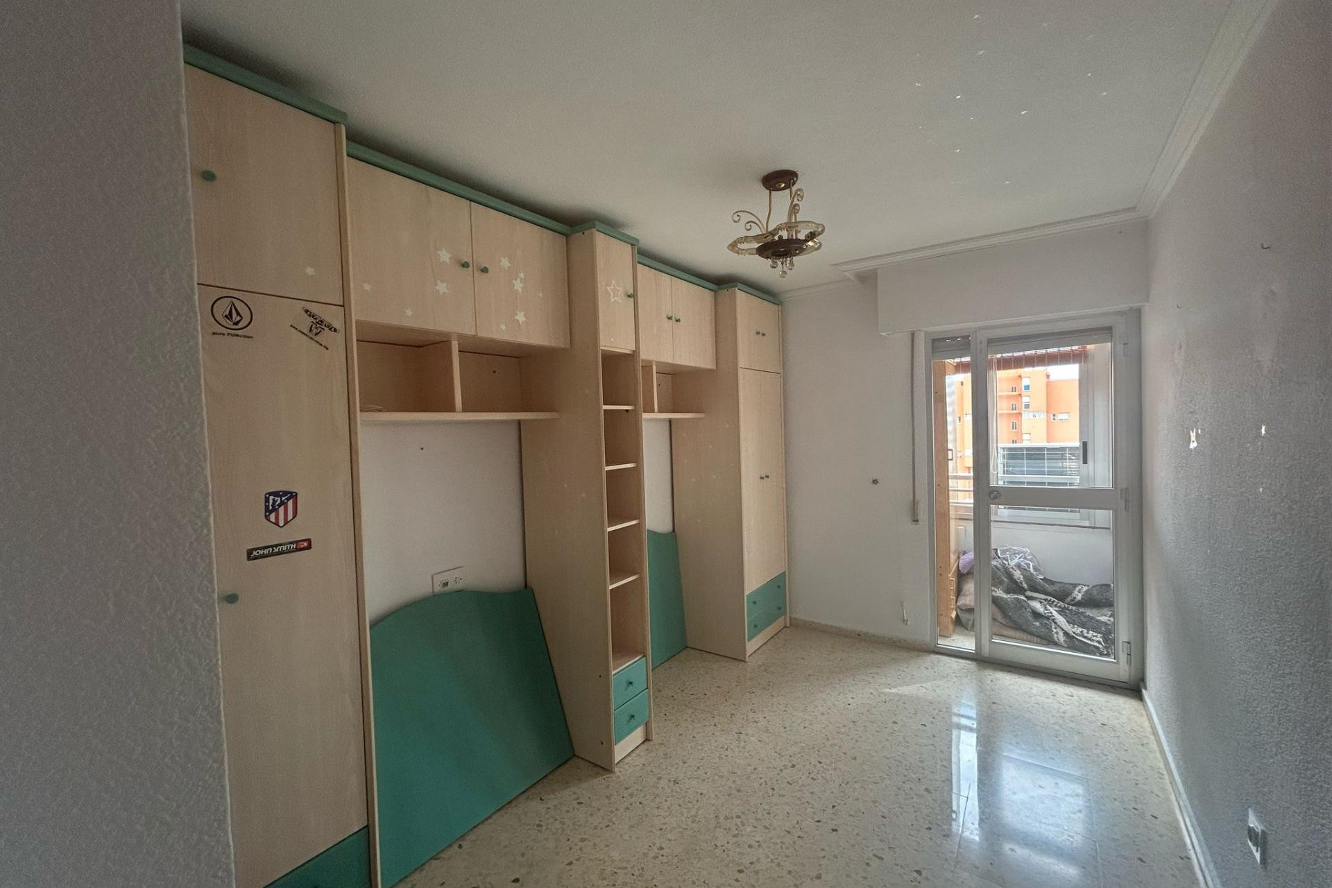 Resale - Apartment  - Benidorm - Rincón de Loix