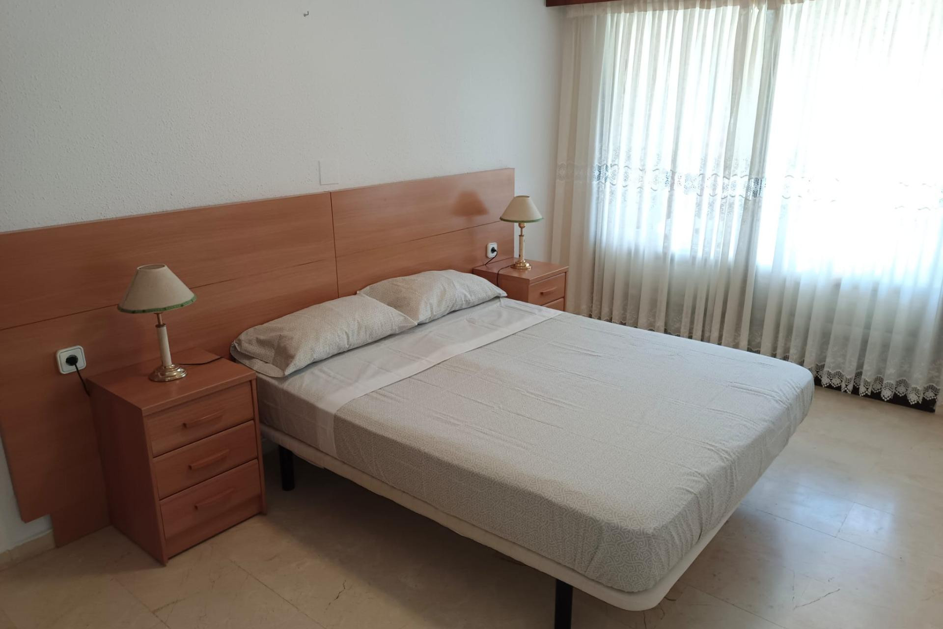 Resale - Apartment  - Benidorm - Zona Sierra Helada