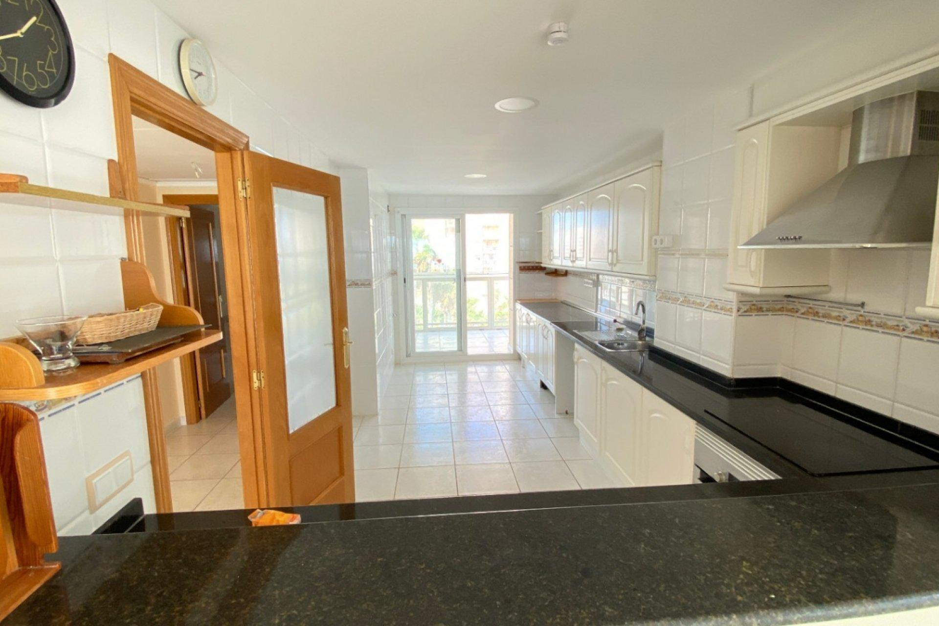 Resale - Apartment  - Calpe - Ifach