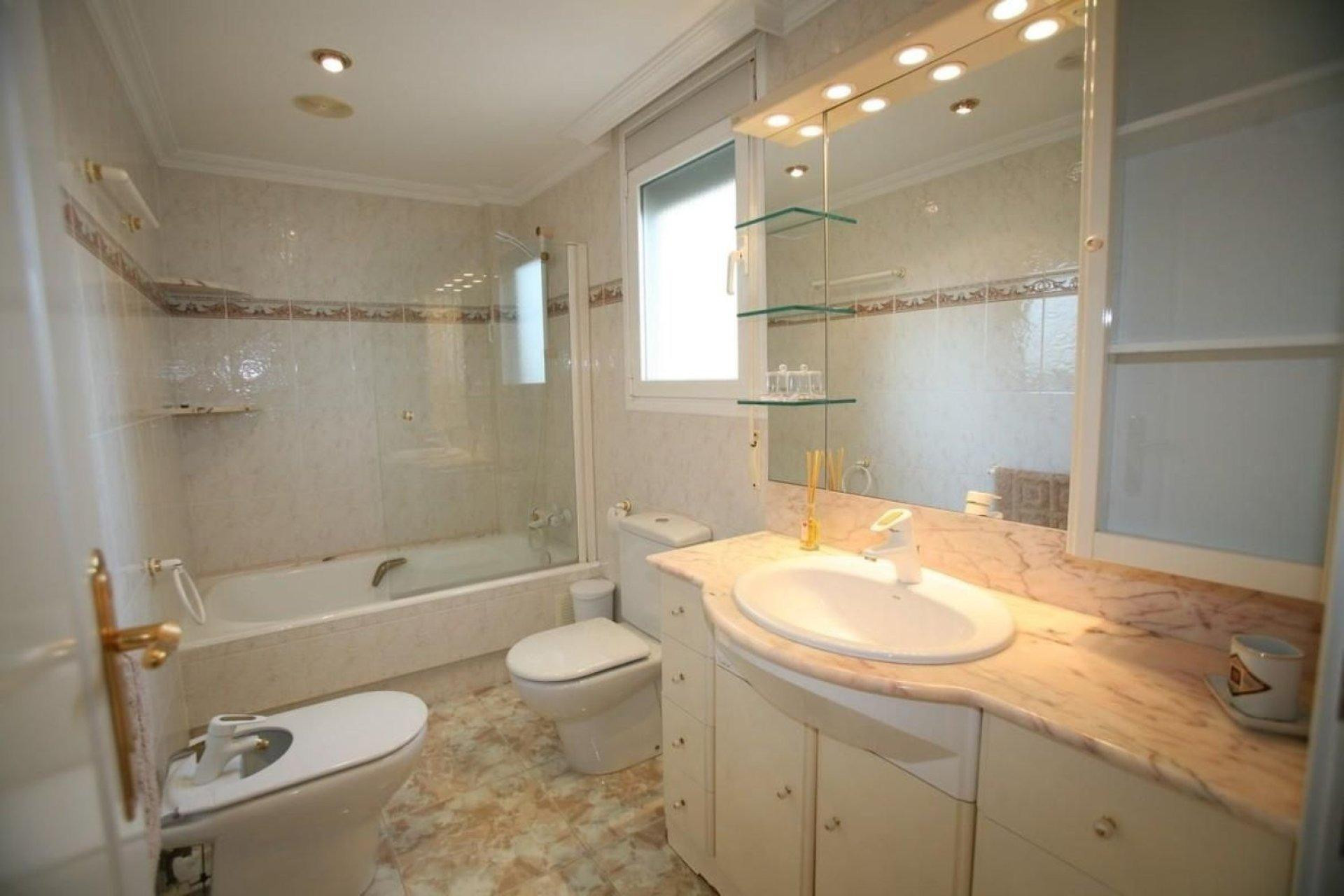 Resale - Apartment  - Calpe - Ifach