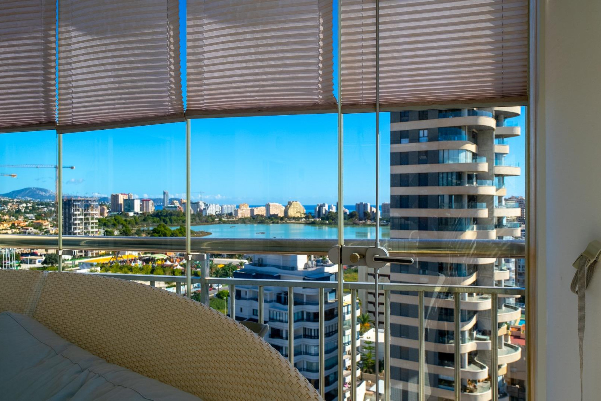 Resale - Apartment  - Calpe - Playa arenal-bol