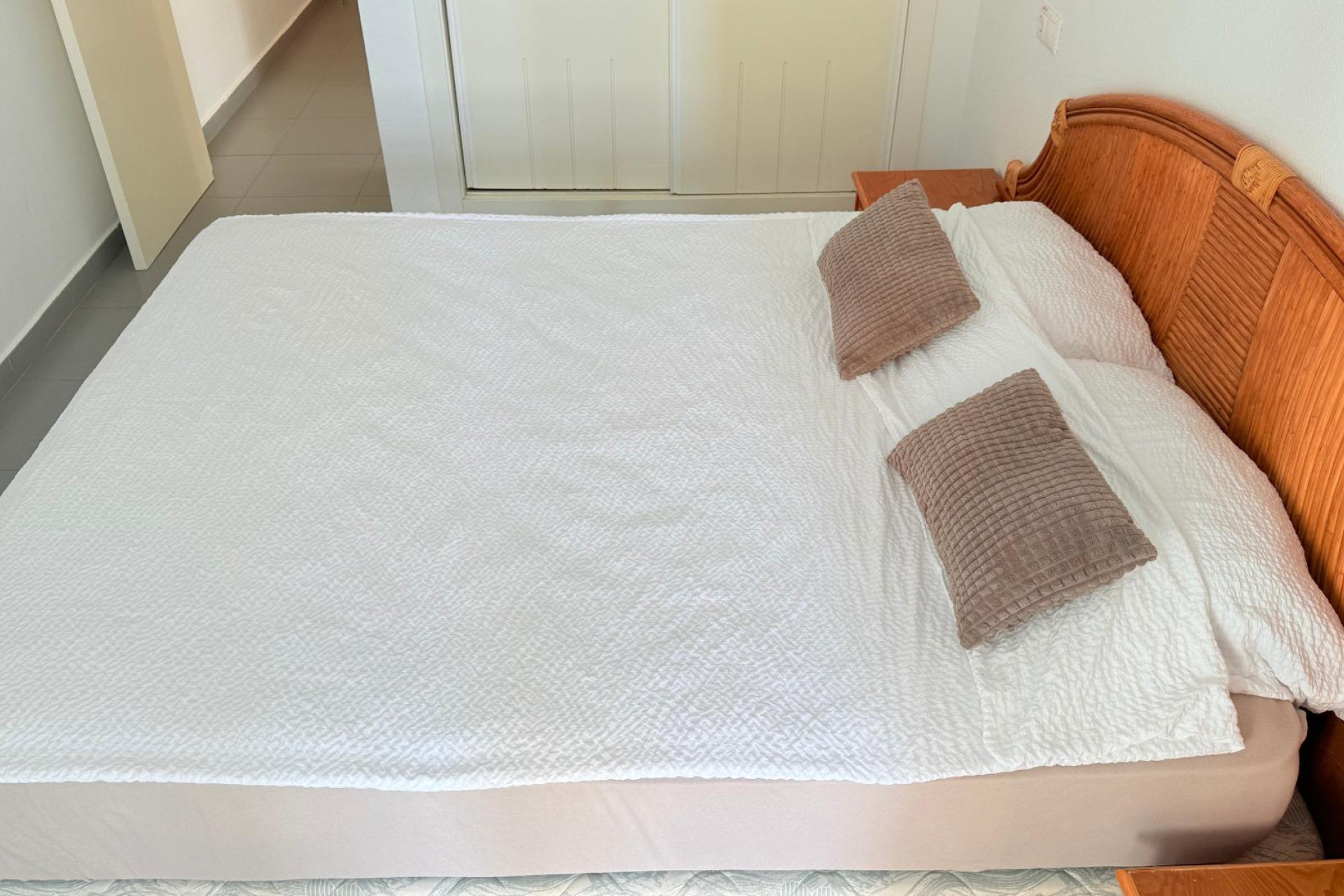 Resale - Apartment  - Calpe - Playa de Fossa-Levante