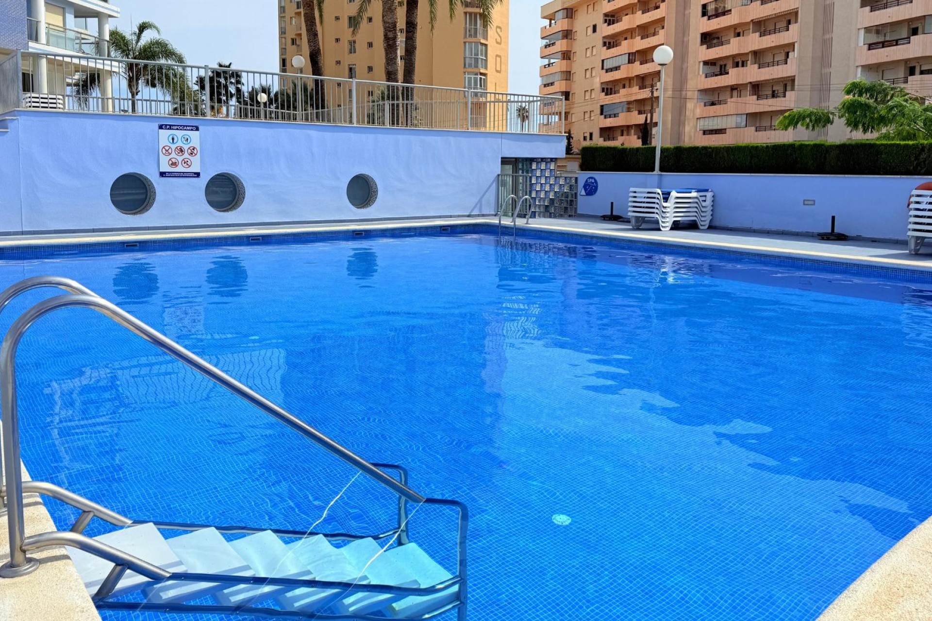 Resale - Apartment  - Calpe - Playa de Fossa-Levante