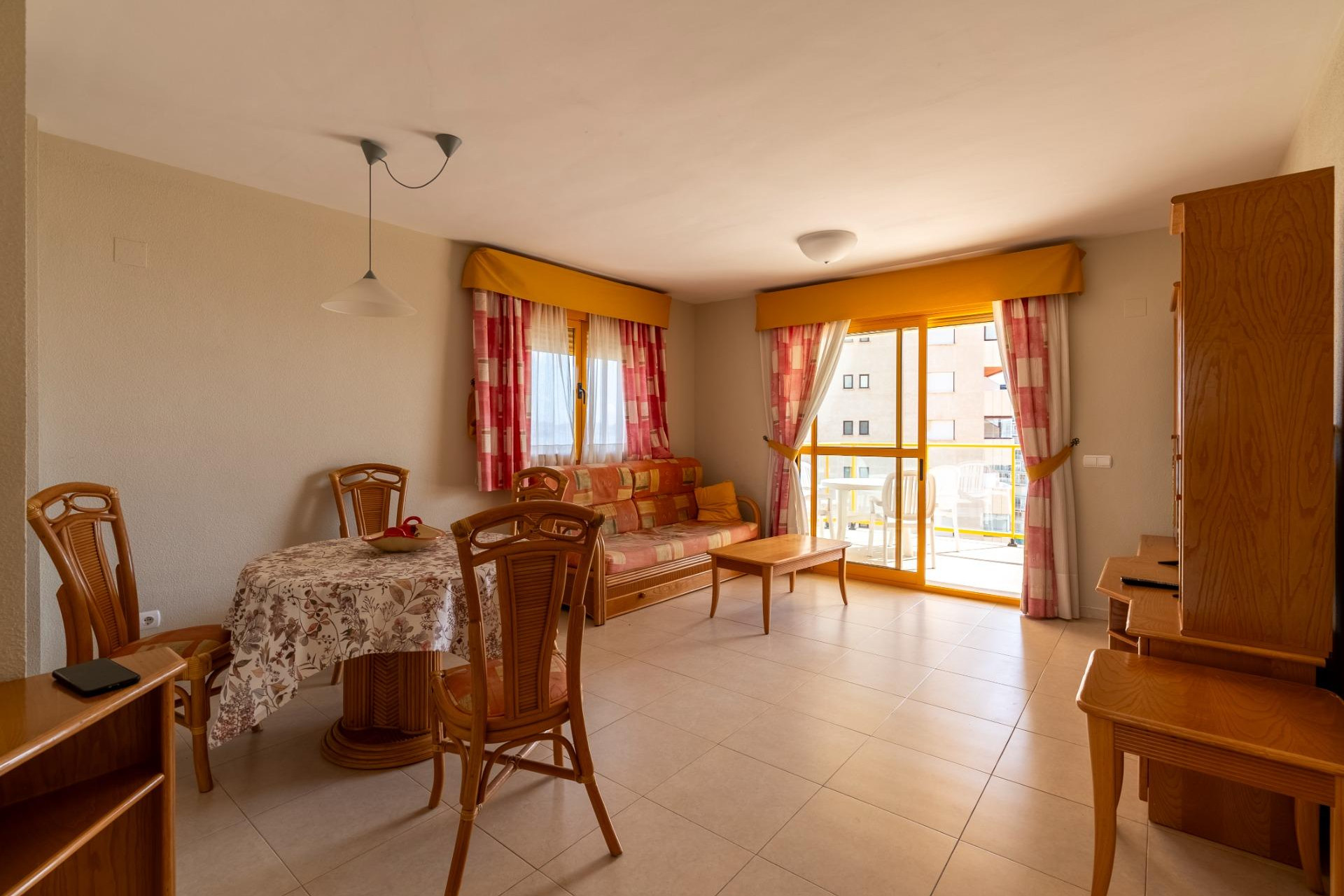 Resale - Apartment  - Calpe - Playa De La Fossa