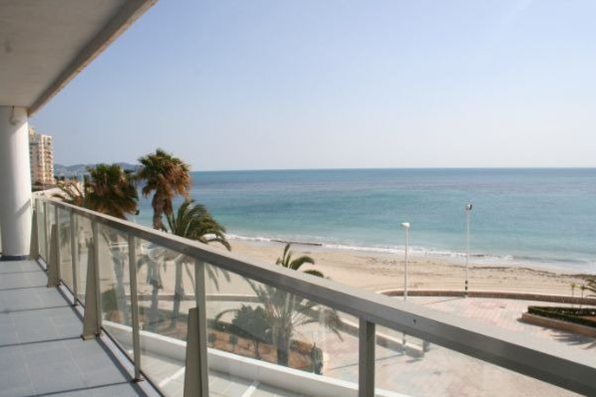 Resale - Apartment  - Calpe - Playa De La Fossa