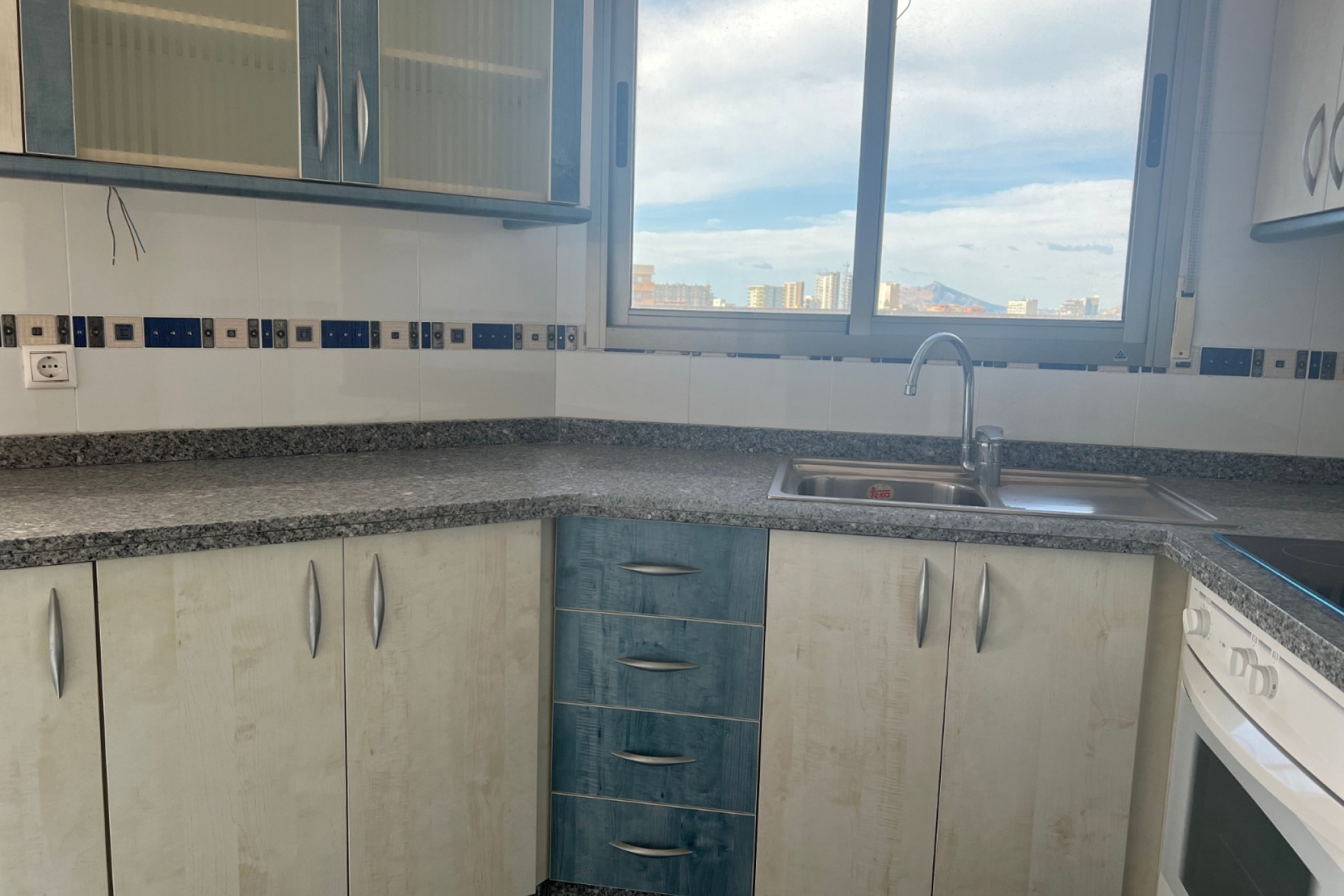 Resale - Apartment  - Calpe - Zona Levante - Playa Fossa