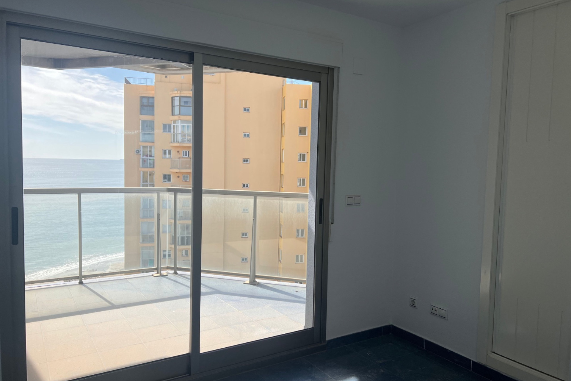 Resale - Apartment  - Calpe - Zona Levante - Playa Fossa