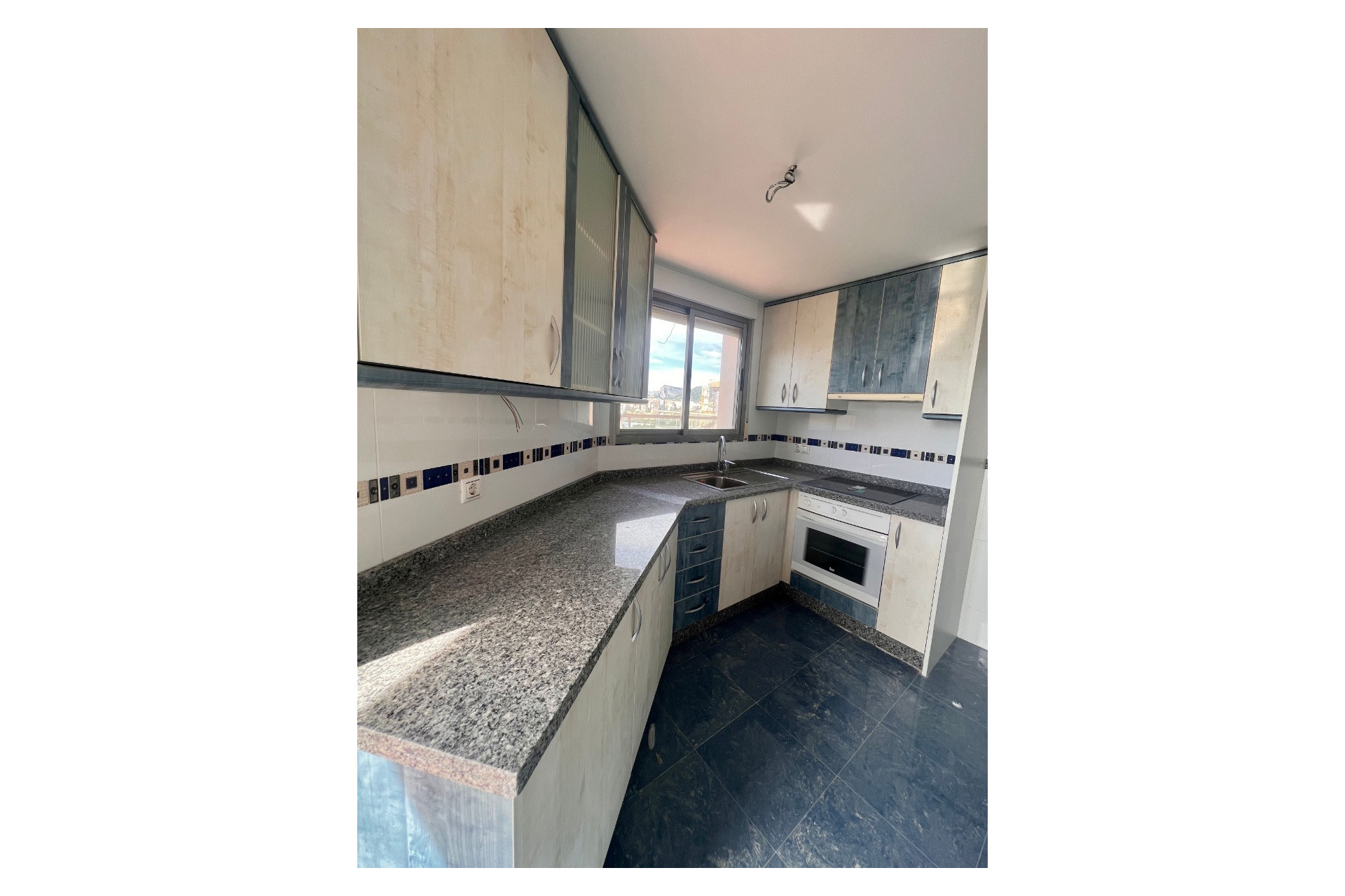 Resale - Apartment  - Calpe - Zona Levante - Playa Fossa