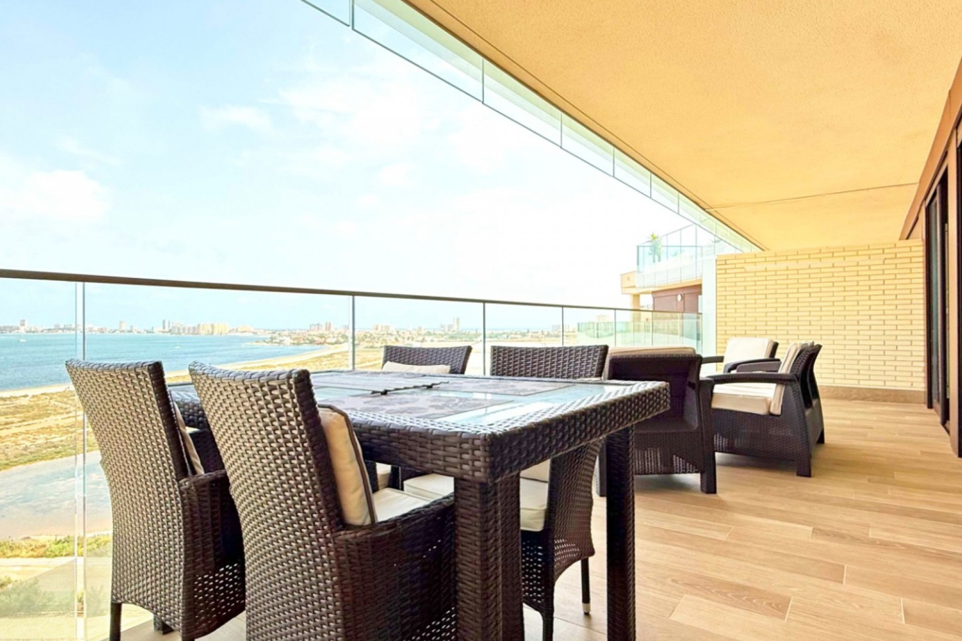 Resale - Apartment  - Cartagena - Playa honda