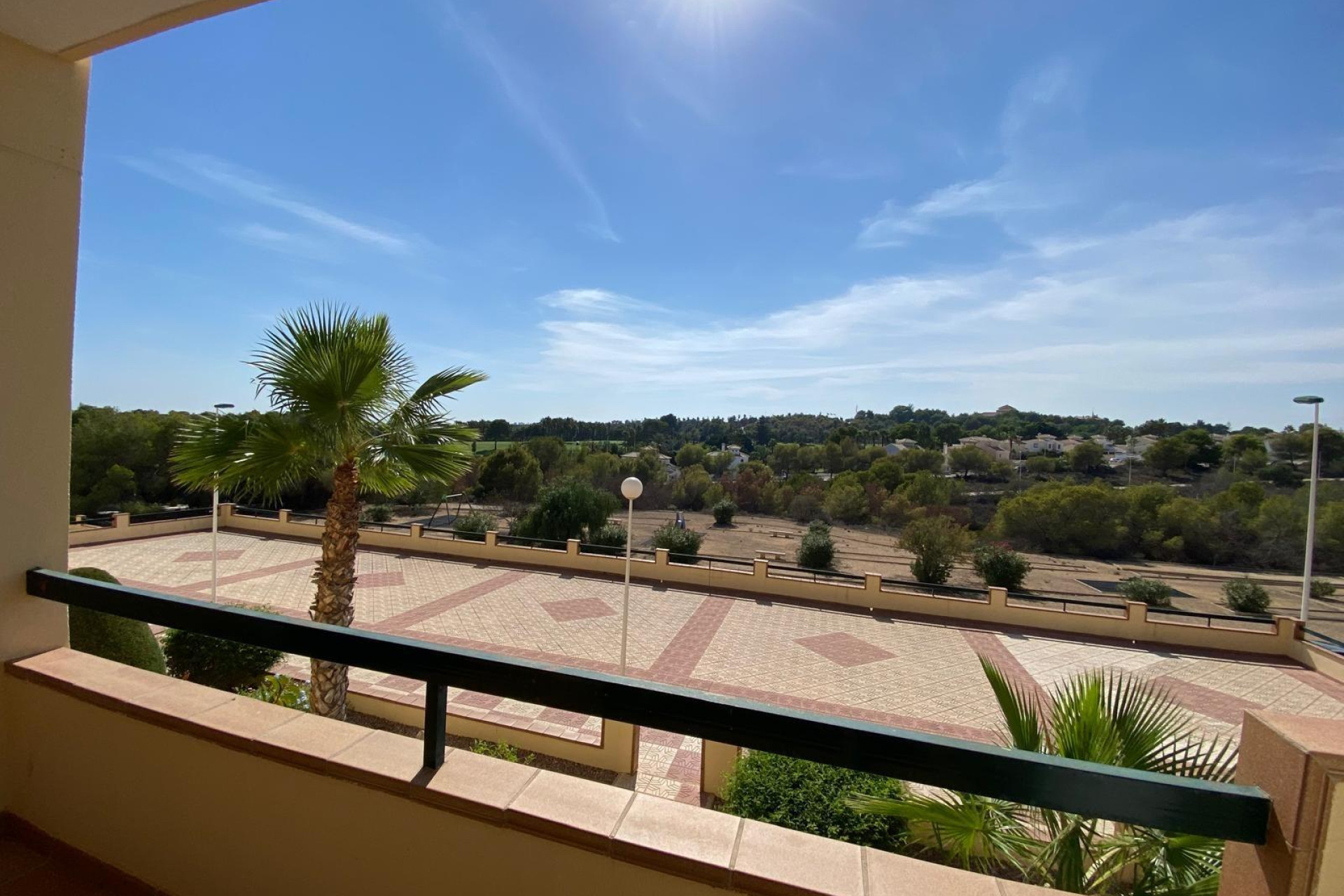 Resale - Apartment  - Dehesa De Campoamor - Campoamor