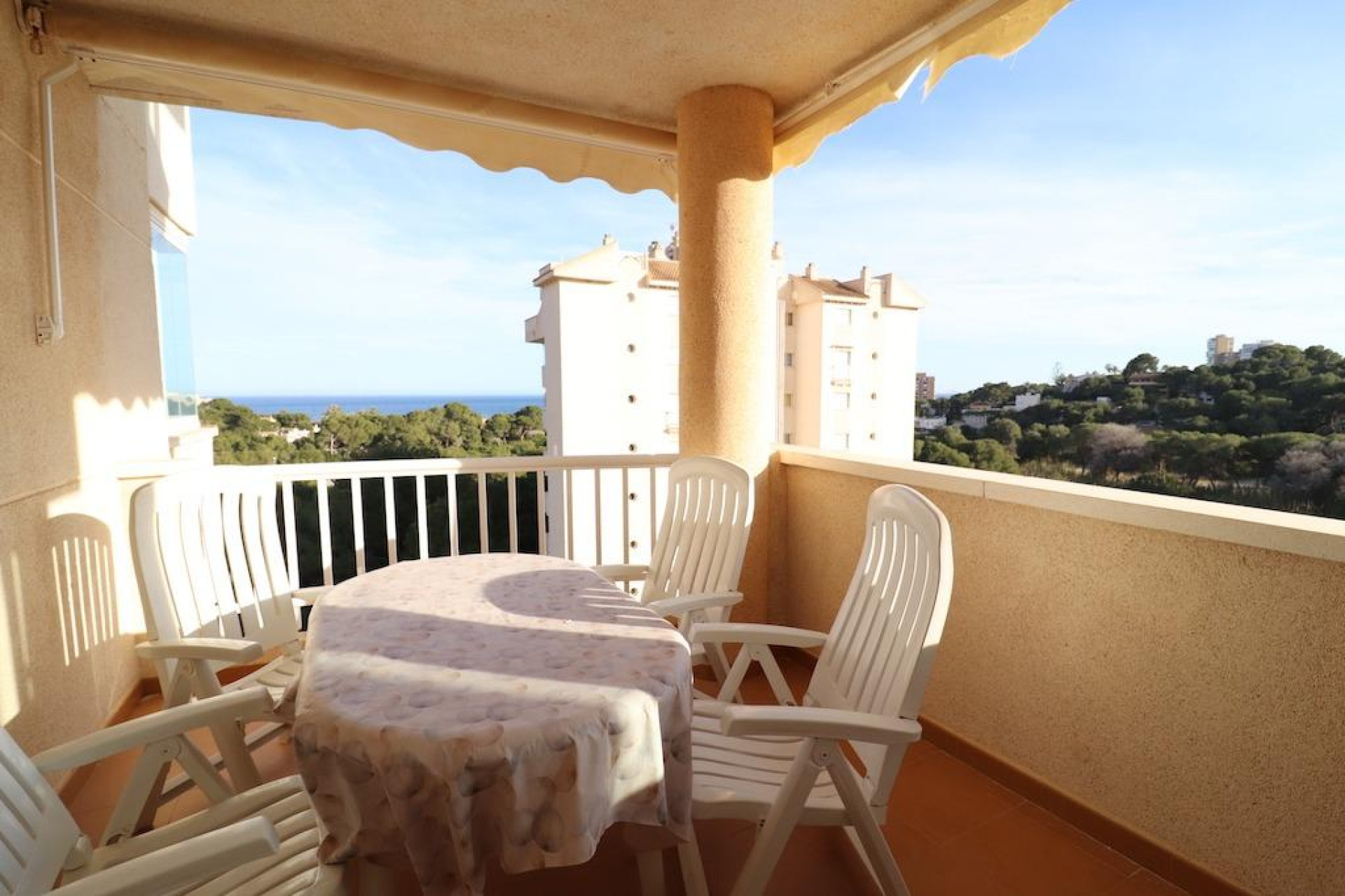 Resale - Apartment  - Dehesa De Campoamor