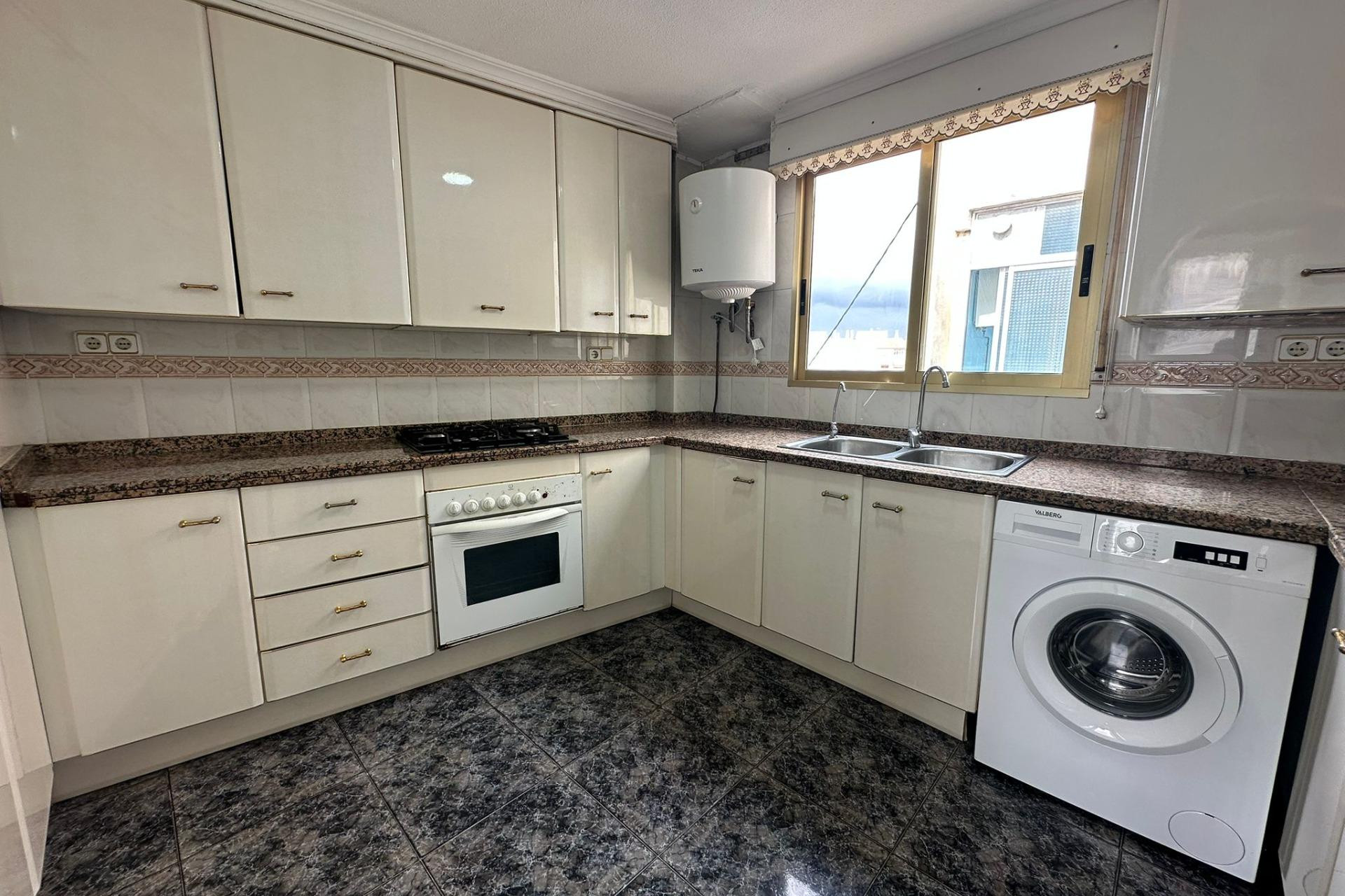 Resale - Apartment  - El Campello - Campello