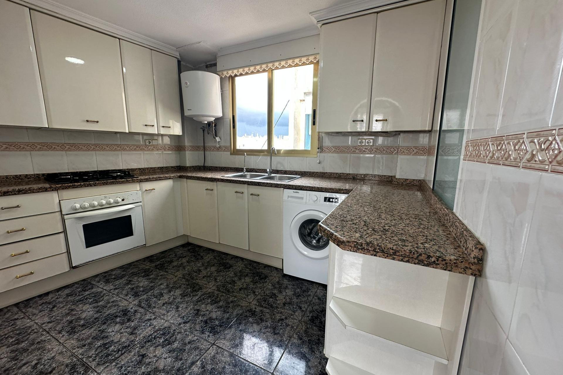 Resale - Apartment  - El Campello - Campello