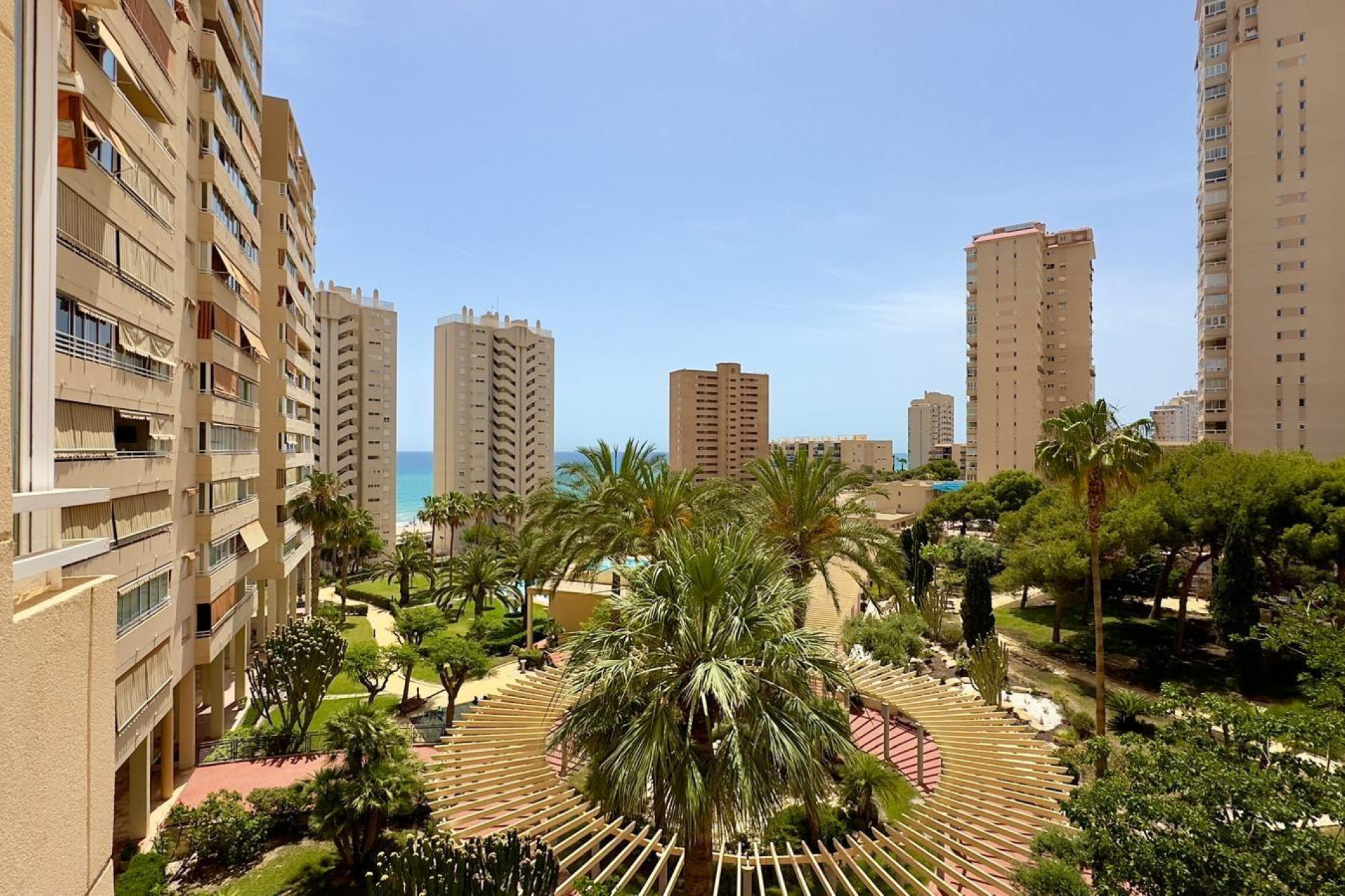 Resale - Apartment  - El Campello - Playa muchavista
