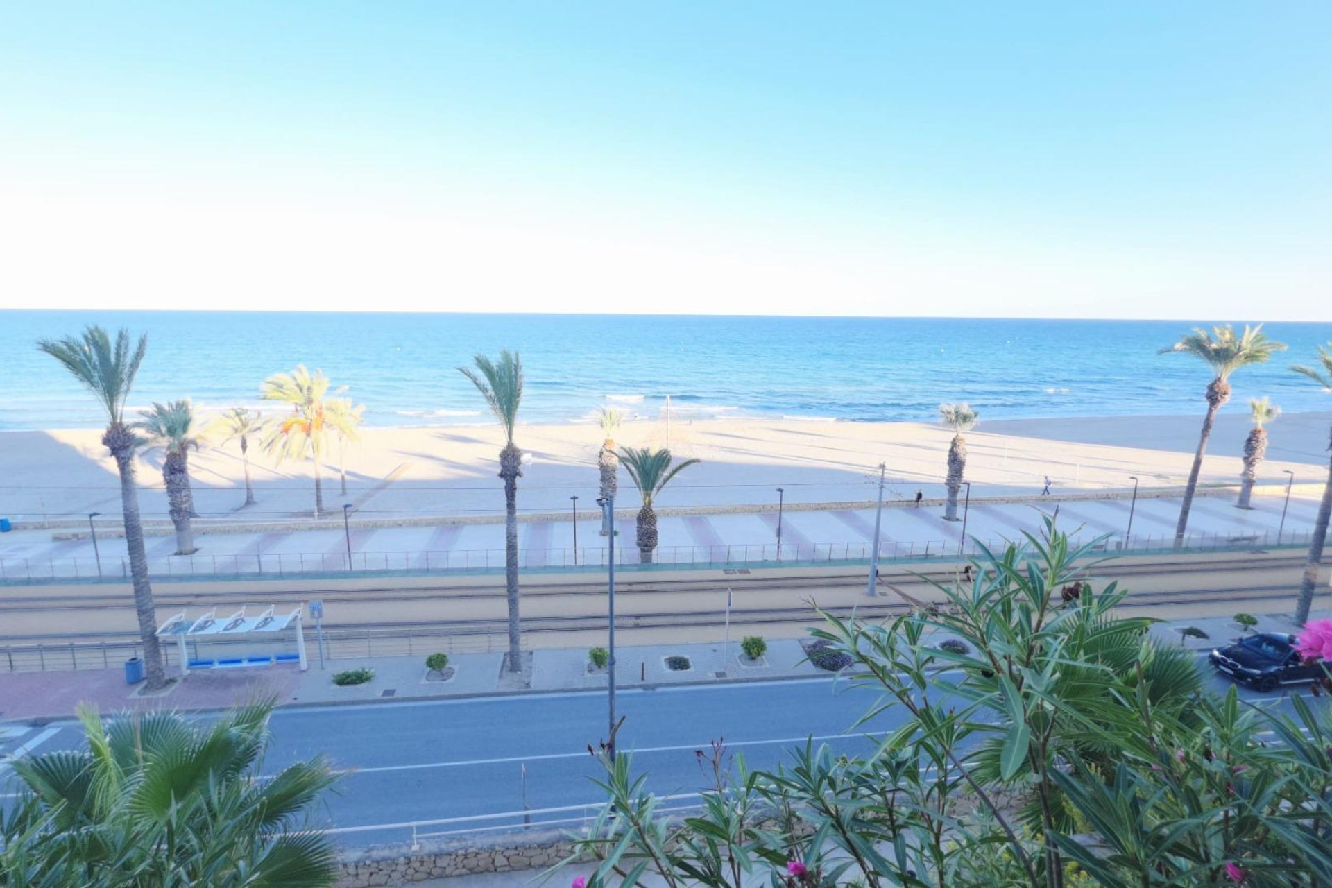 Resale - Apartment  - El Campello - Playa muchavista