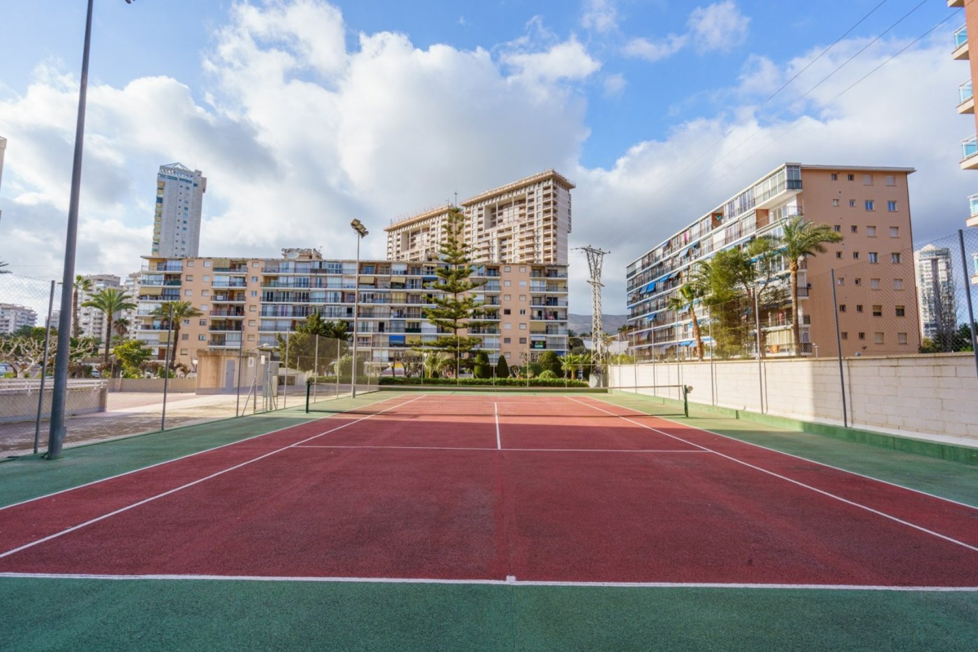 Resale - Apartment  - Finestrat - La Cala