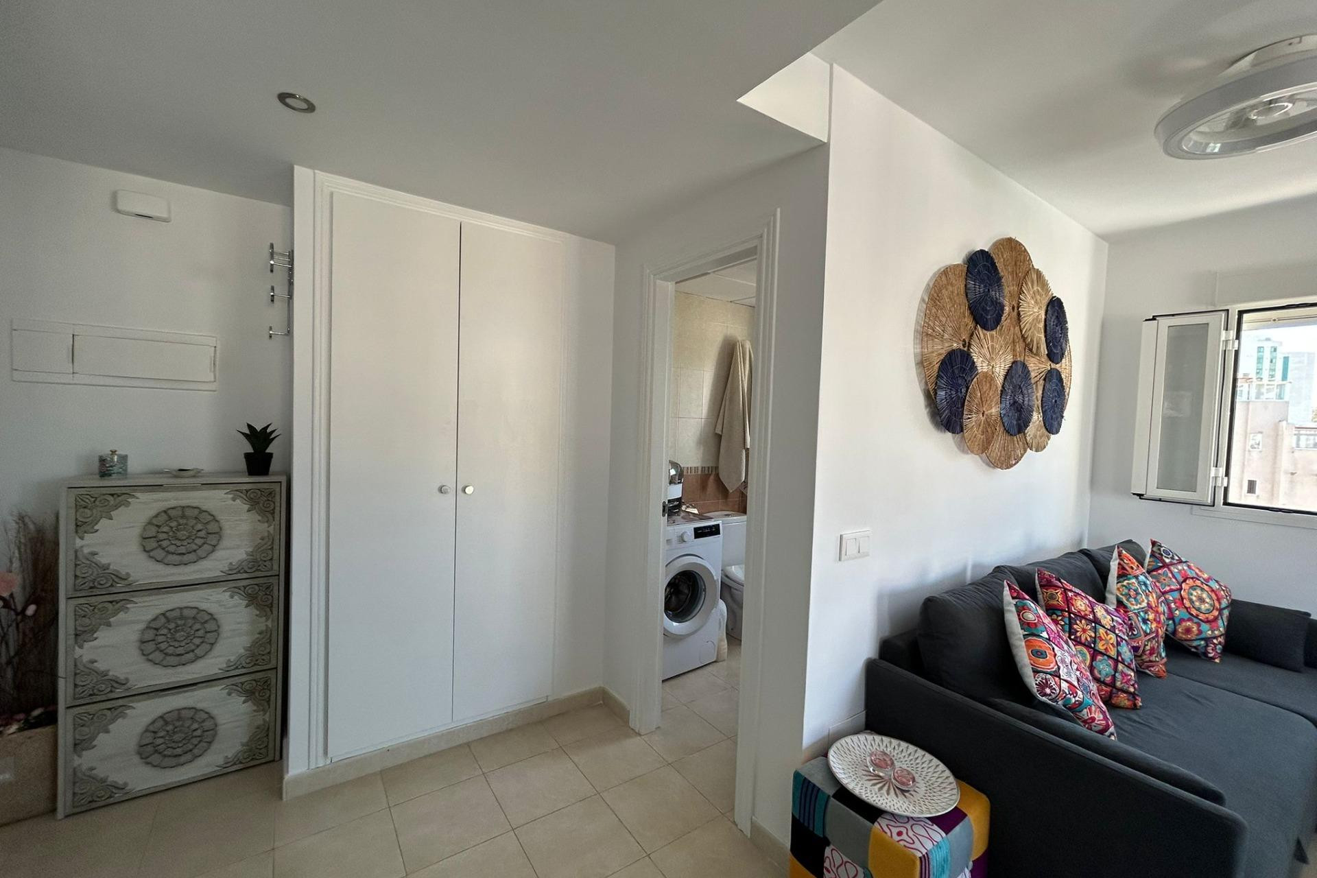 Resale - Apartment  - Finestrat - La Cala