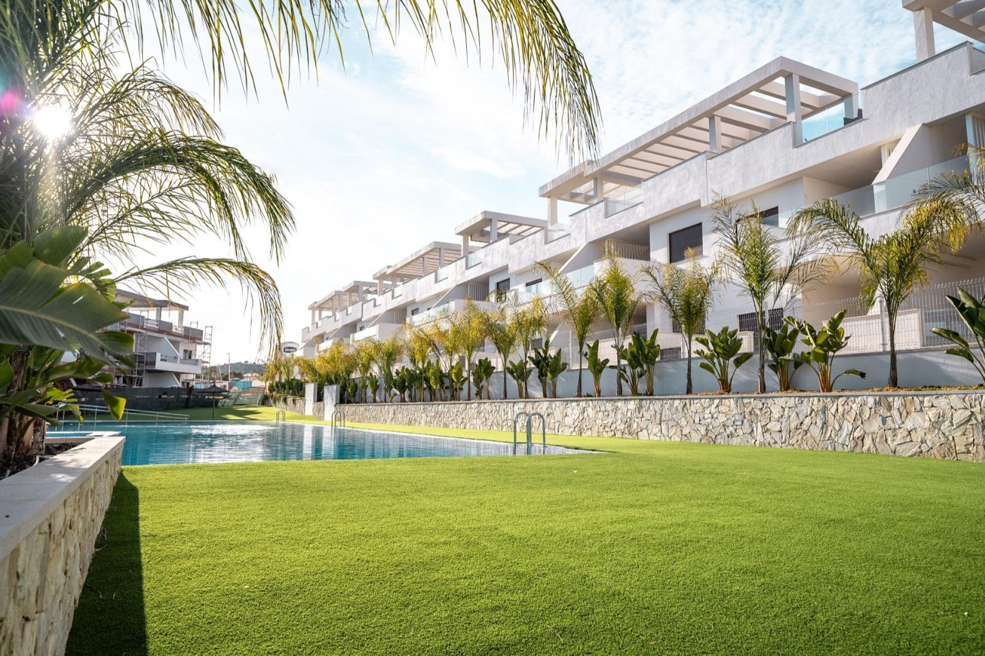 Resale - Apartment  - Finestrat - URBANIZACIONES