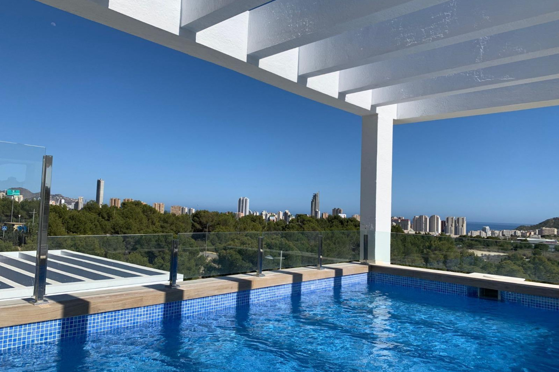 Resale - Apartment  - Finestrat - URBANIZACIONES