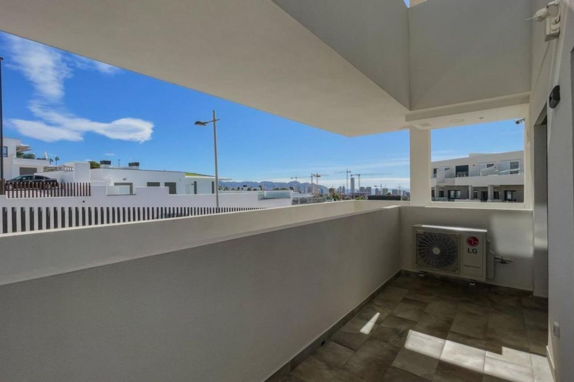 Resale - Apartment  - Finestrat