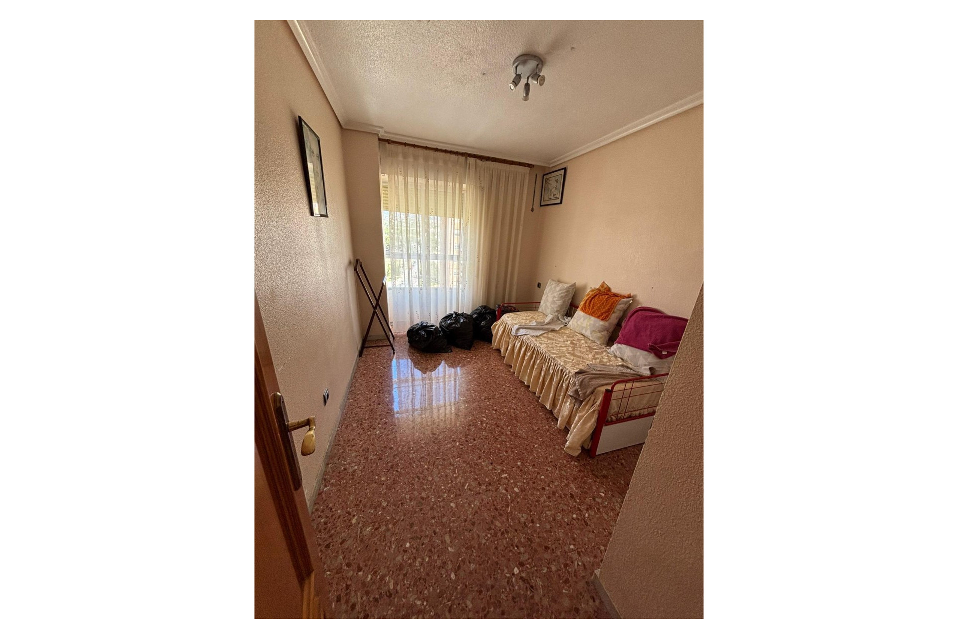 Resale - Apartment / flat - Benidorm - Levante