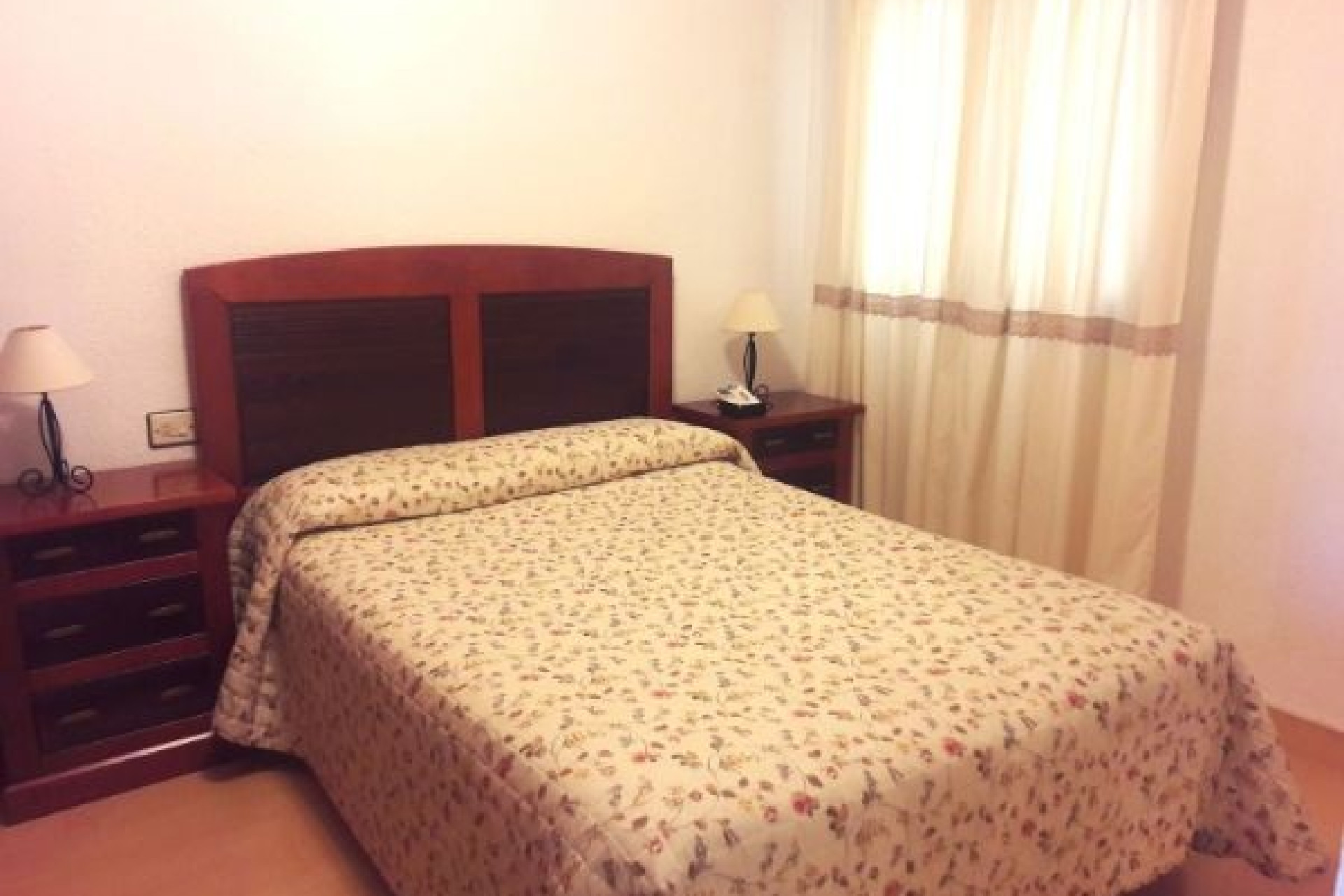 Resale - Apartment / flat - Benidorm - Zona de Poniente