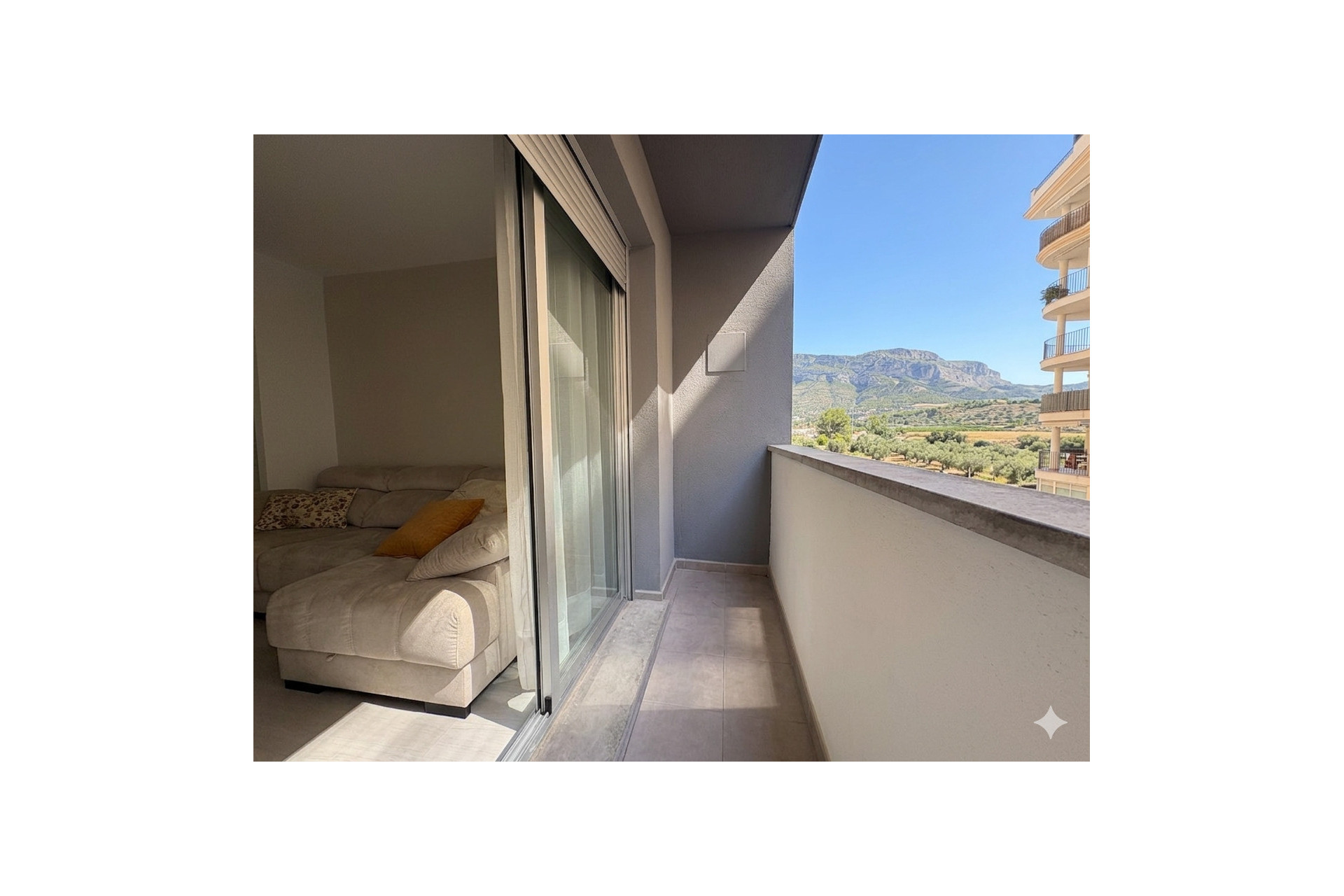 Resale - Apartment / flat - Denia - Center